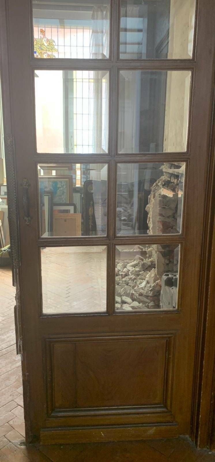photo vinterior Double Separation Doors With Transom And Beveled Glass 20th Century