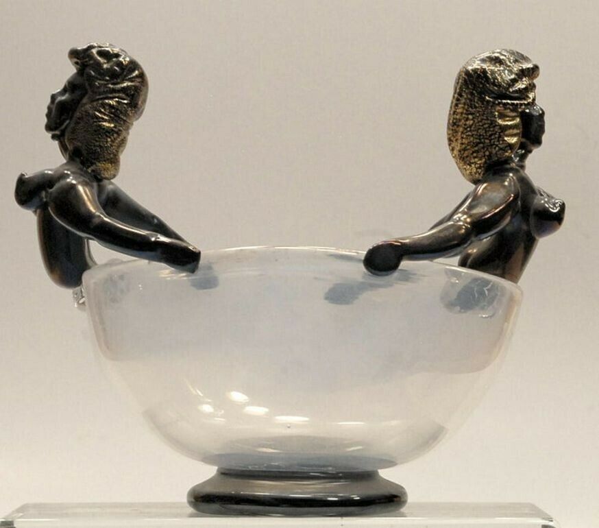 Iridescent Bowl With Figurine In Figurehead Position, Ercole Barovier, 1930 photo furniture