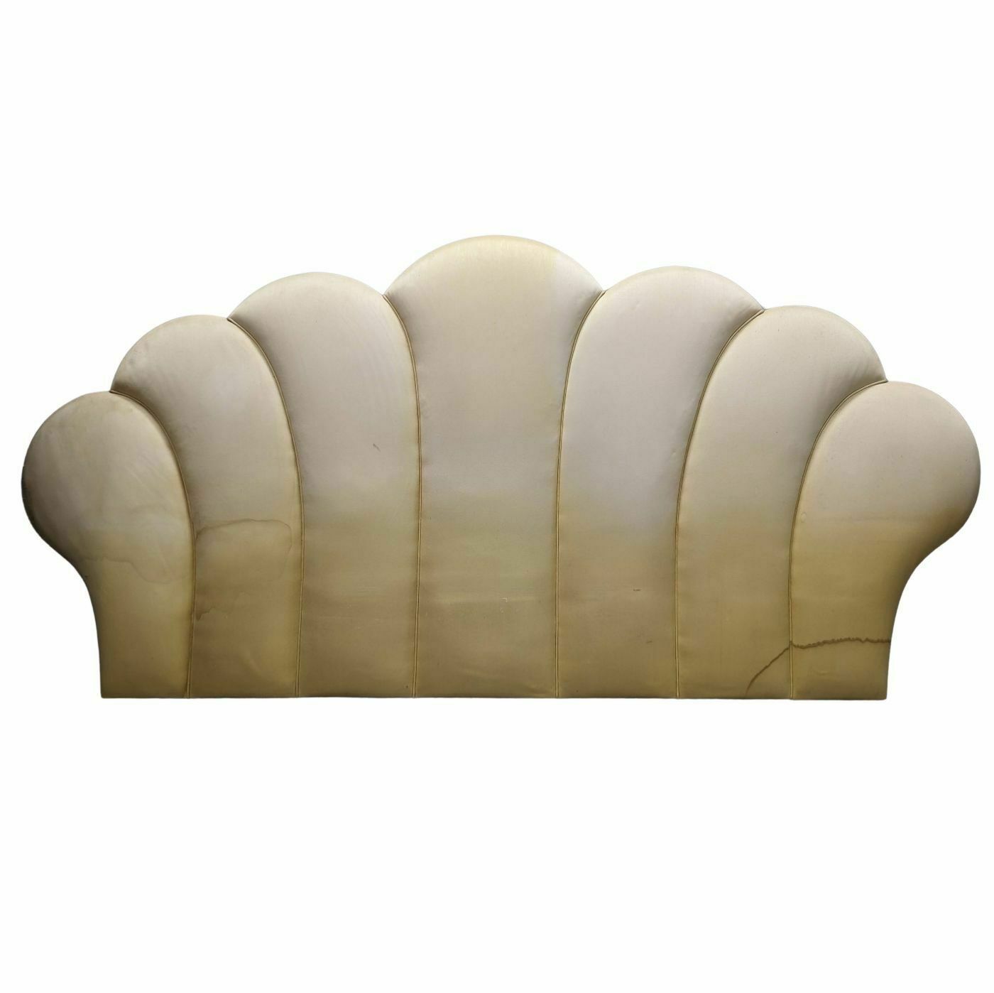 Polylobed Headboard In 1940 Hollywood Style Fabrics
