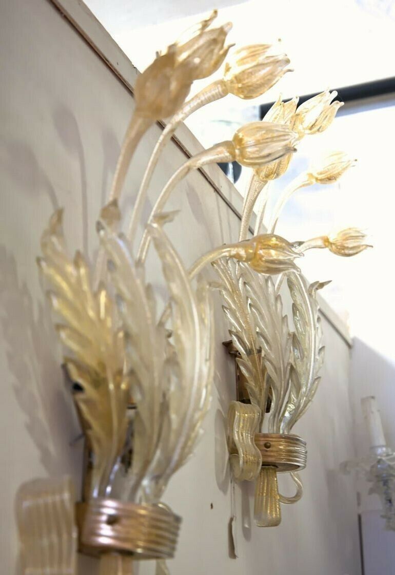 photo vintage Seguso Pair Of Sconces, Murano Glass With Gold Leaf, Tulips, Leaves And Bow Deco
