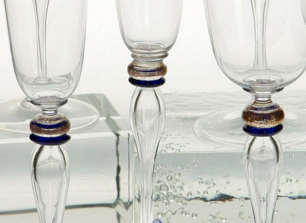 photo furniture Set 6 Flutes And 6 Stem Glass Cenedese Murano Cobalt And Gold Accents, 80s