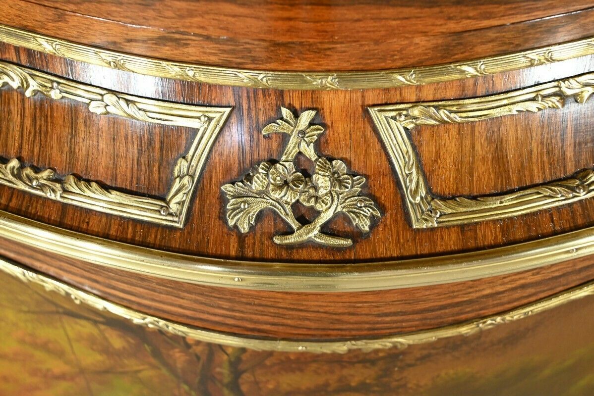photo vinterior Rosewood Showcase Furniture, Napoleon III Period, Louis XV/Louis XVI Style – Mid 19th Century