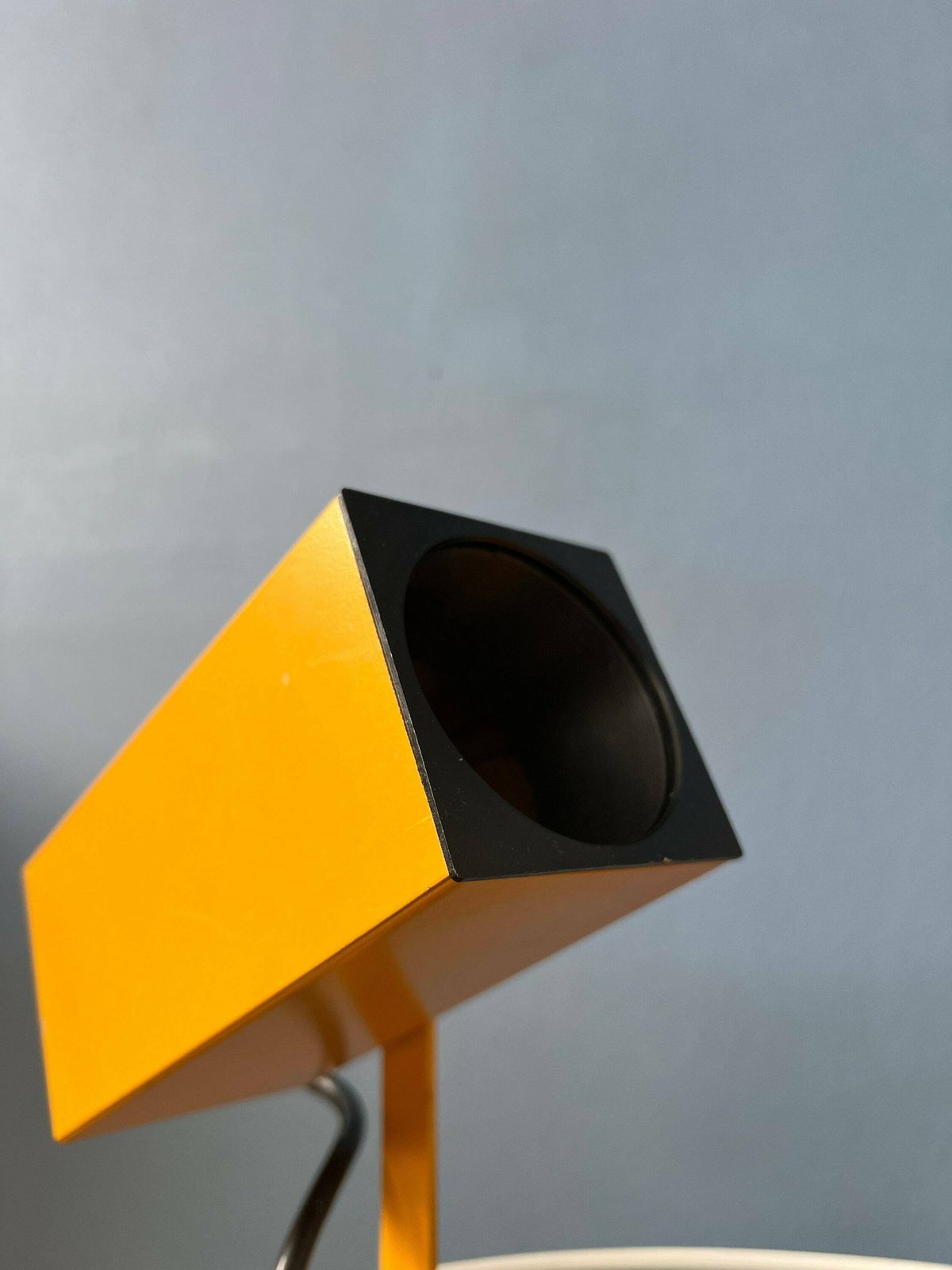photo for sale Rode Space Age Oogvormige Wandlampen (Of Bureaulampen)