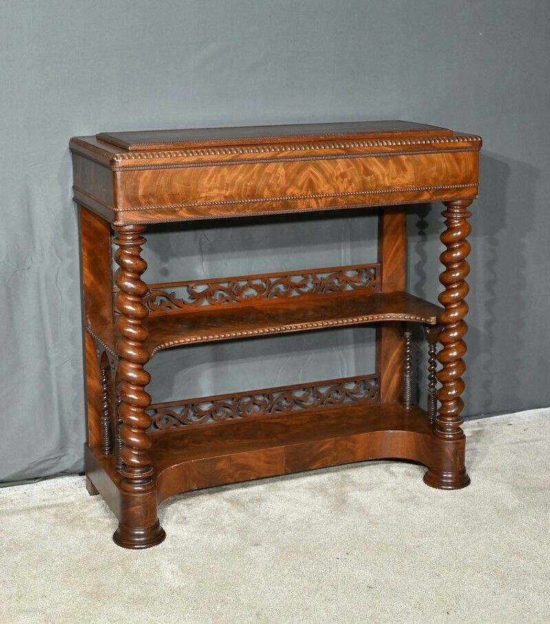 Mahogany Planter, Restoration Style – Mid 19th Century photo furniture