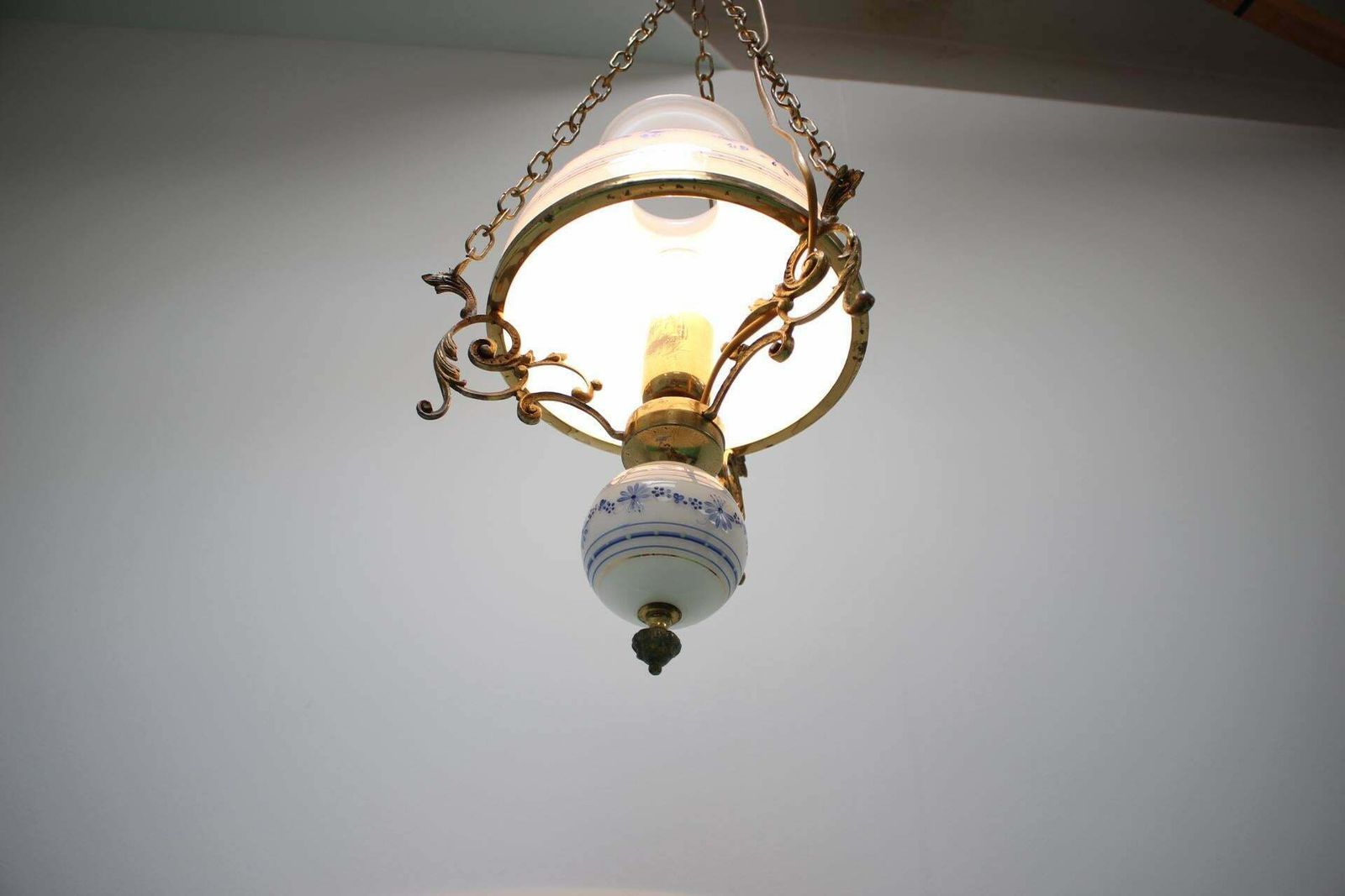 Pendant "Cibulak", Czech Republic 1960's photo furniture