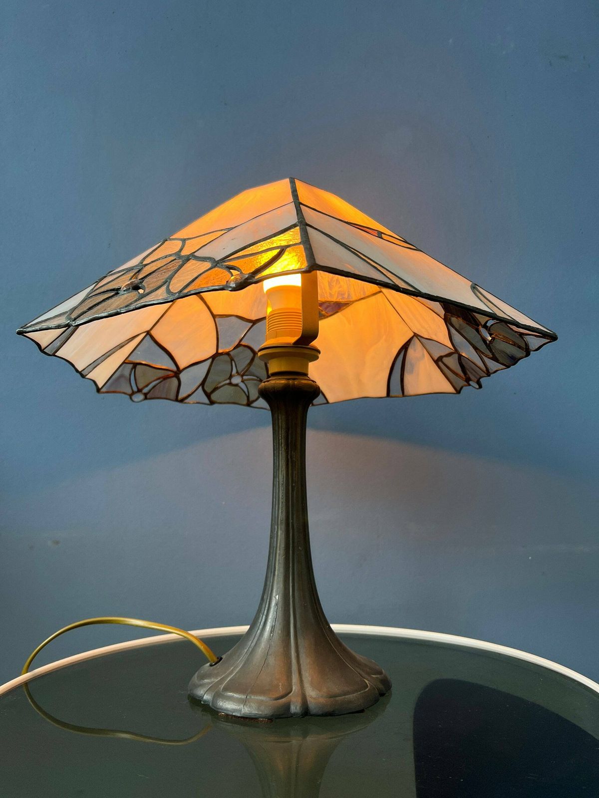 Colourful Art Deco Stained Glass Table Lamp photo for sale