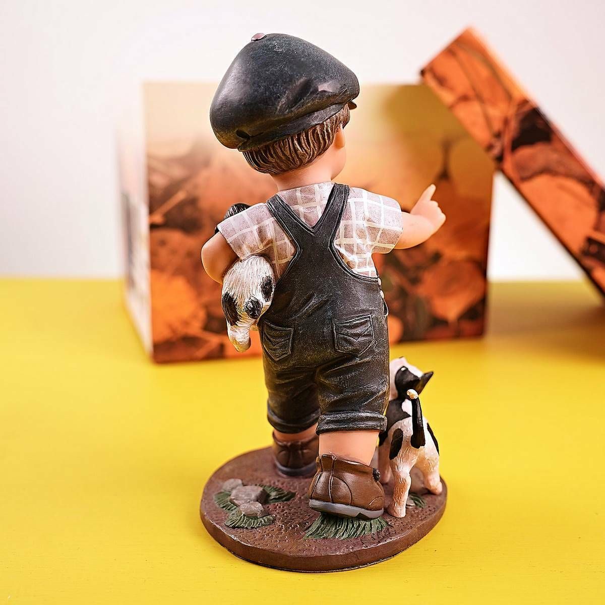 Numbered Nadal Studio Resin Figurine, Child With Dog And Kitten photo 55.0