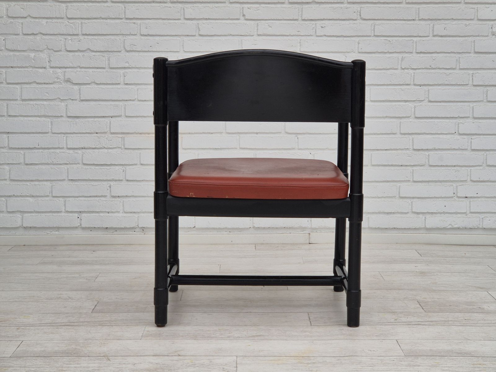 1970s, Set Of 2 Finnish Armchairs By Lepokalusto, Original Condition, Birch Wood, Leather. photo vintage
