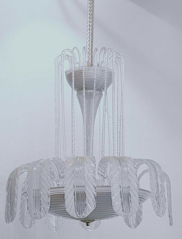 Imposing Rare Barovier Fountain Chandelier, White Puligoso, 1930s, Murano Deco photo Lighting