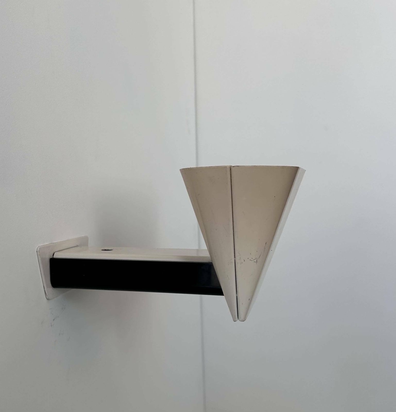 photo for sale Vintage Modernist Wall Lamp, Cream And Black Lacquered Metal, Italy 1970s