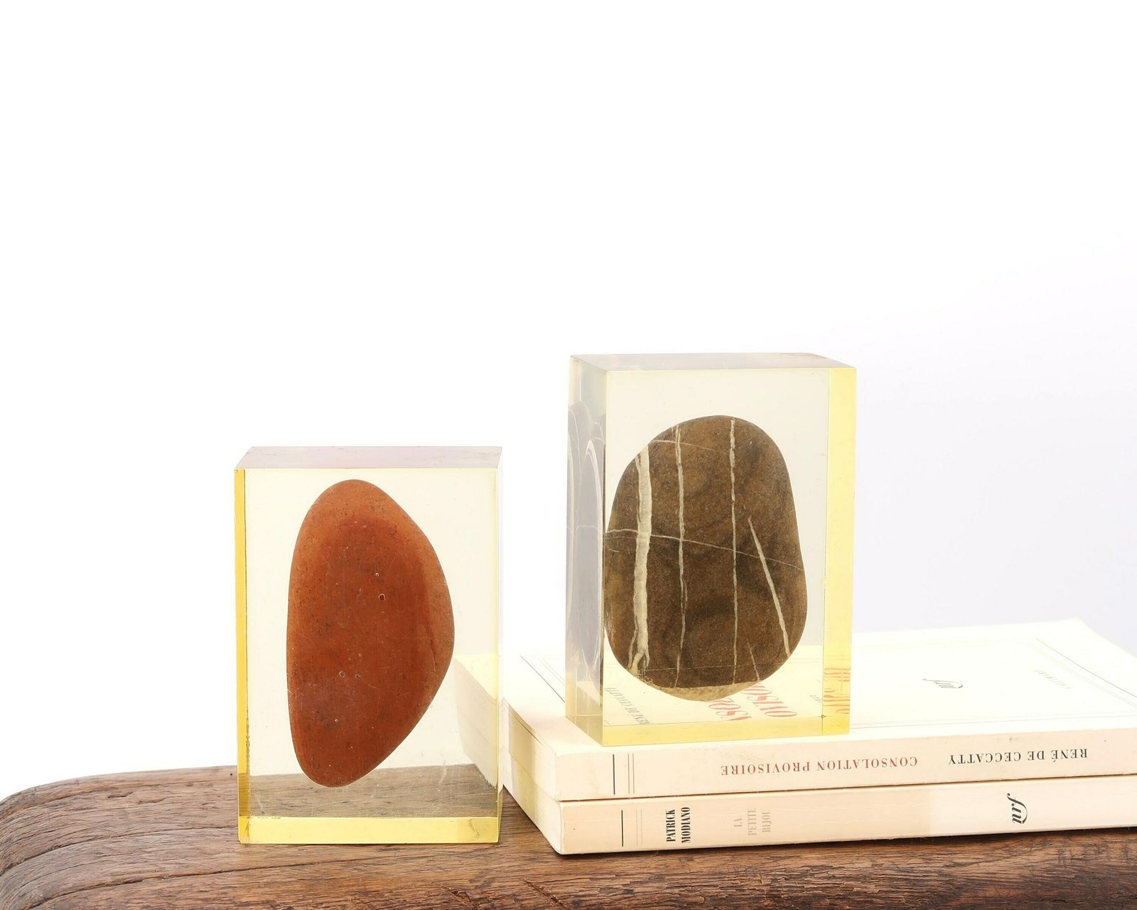 Pair Of French Resin Paperweights With Pebbles, Pierre Giraudon, 1970s / Boho Chic, Folk, Bohemian, Sculpture, Cabinet Of Curiosities photo Home Decor