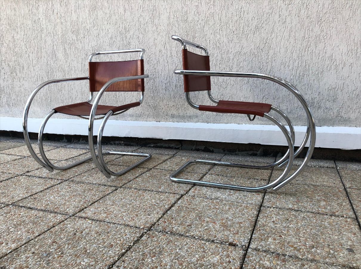 Model Mr20 Side Chairs By Ludwig Mies Van Der Rohe, 1960s, Set Of 2 photo vintage