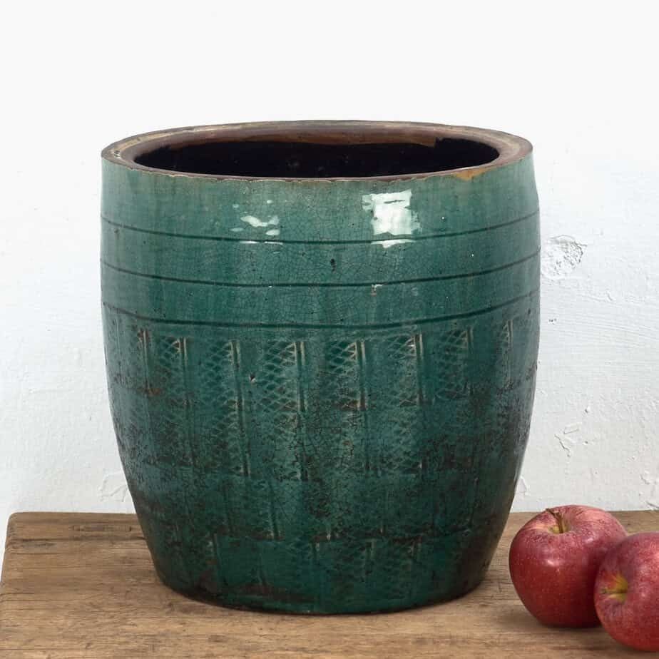 Medium Antique Emerald Green Ceramic Vase (C.1820)