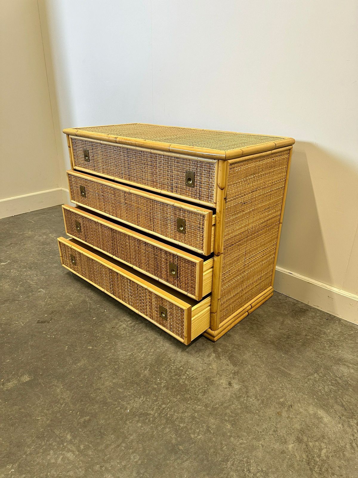 photo furniture Mid Century Ladekast In Bamboe, Rotan En Messing Van Dal Vera, Italië, Jaren 1970