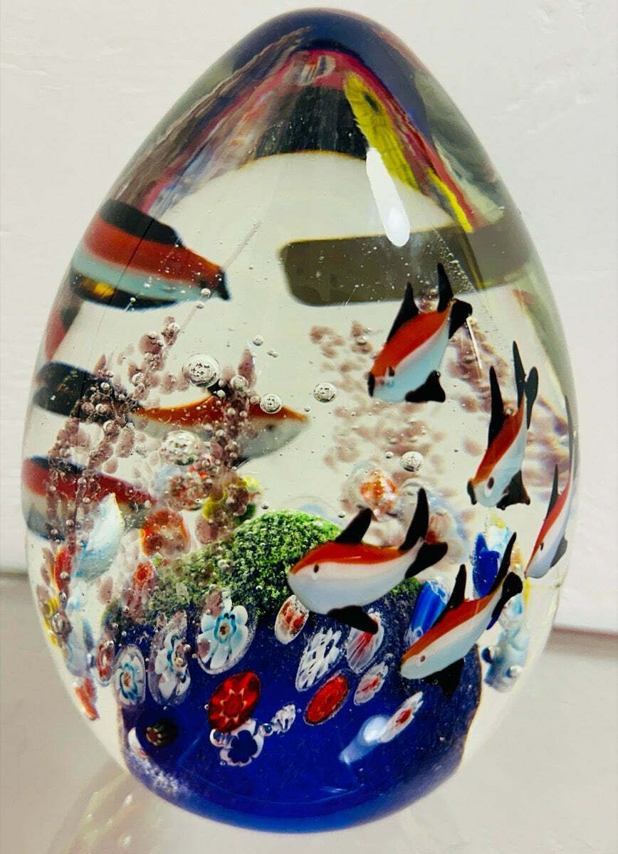photo vinterior Contemporary Chinese Aquarium Murano Style Glass Paperweight