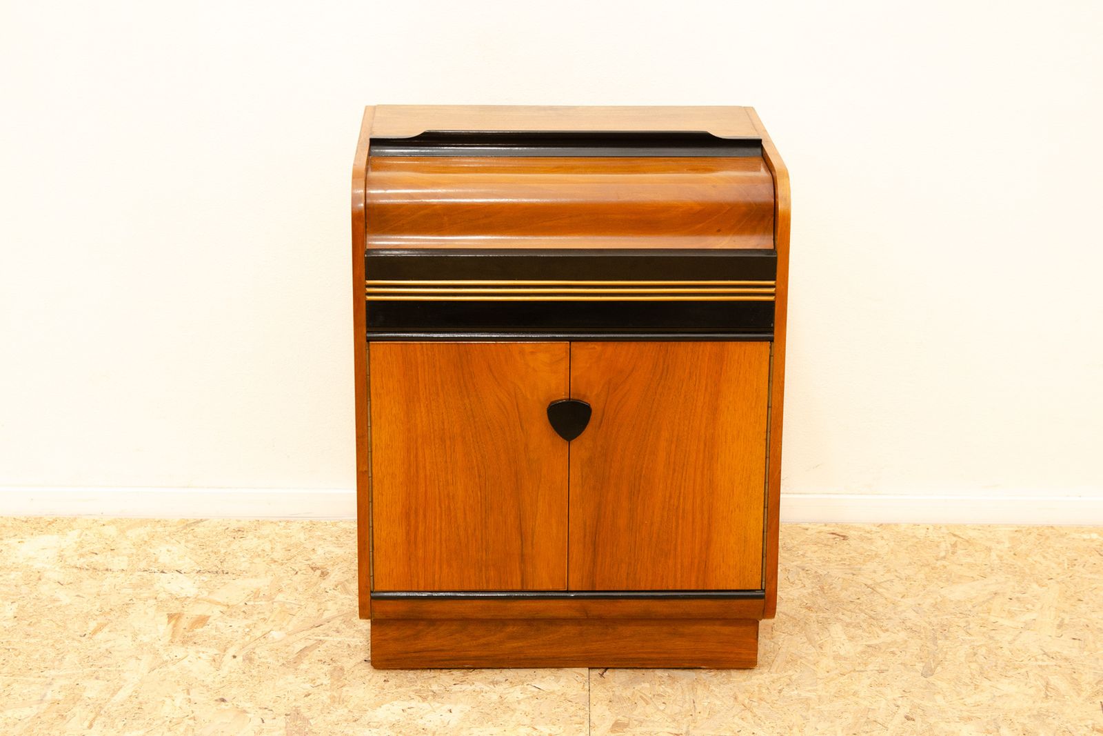 Mid Century Cabinet With Build In Gramophone And Radio, 1950´S photo furniture