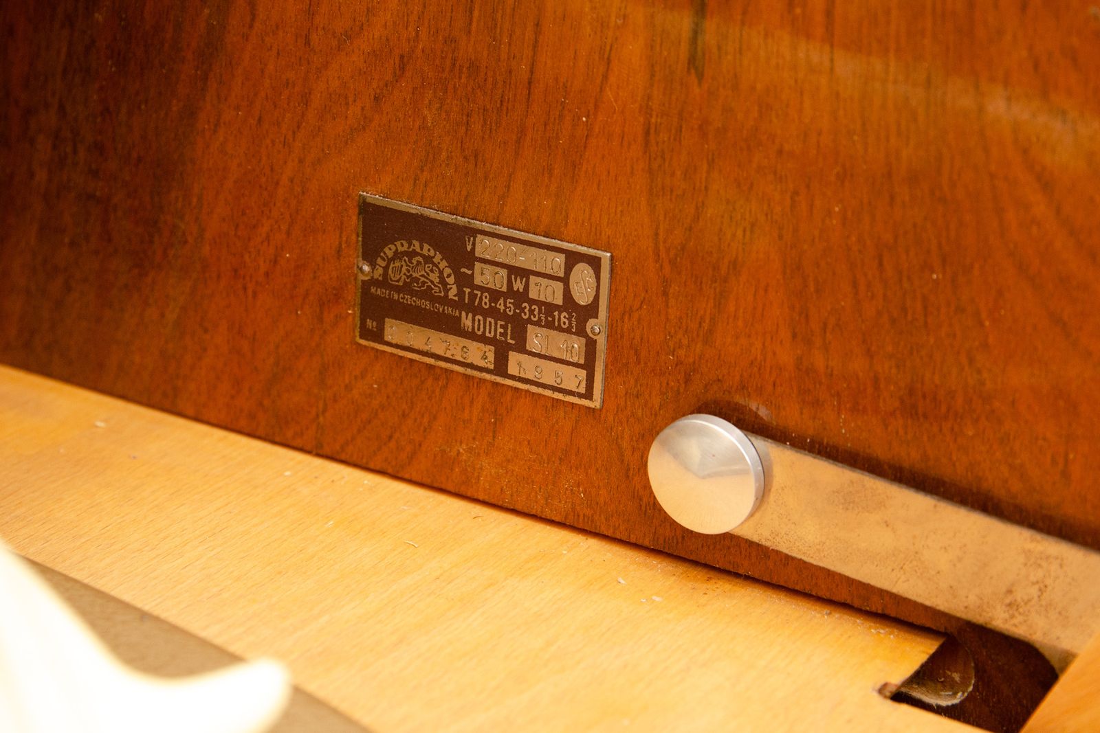photo vinterior Mid Century Cabinet With Build In Gramophone And Radio, 1950´S