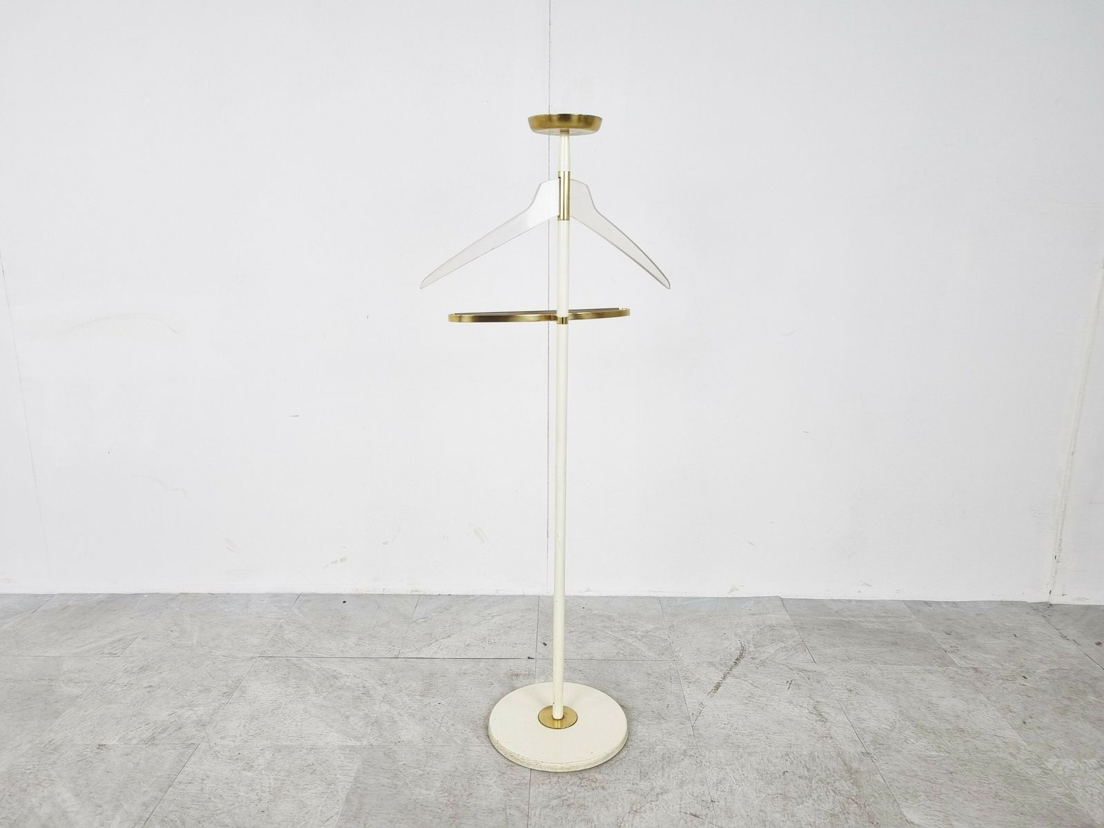 Sculptural Valet Stand By Vereinigte Werkstätten, 1950s photo 750.0