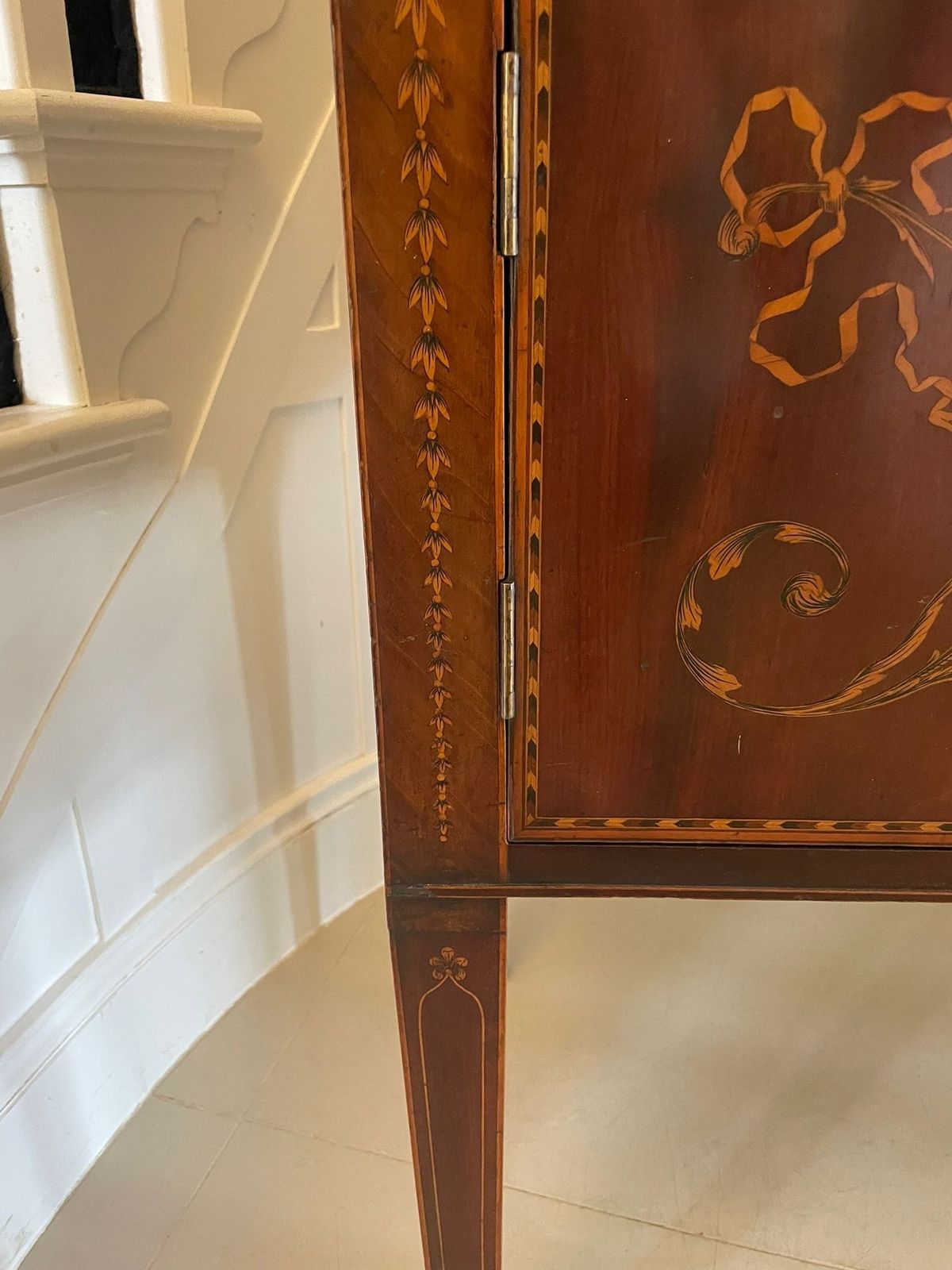 12995.0 Magnificent Quality Large Antique 18th Century Inlaid Mahogany Sideboard photo