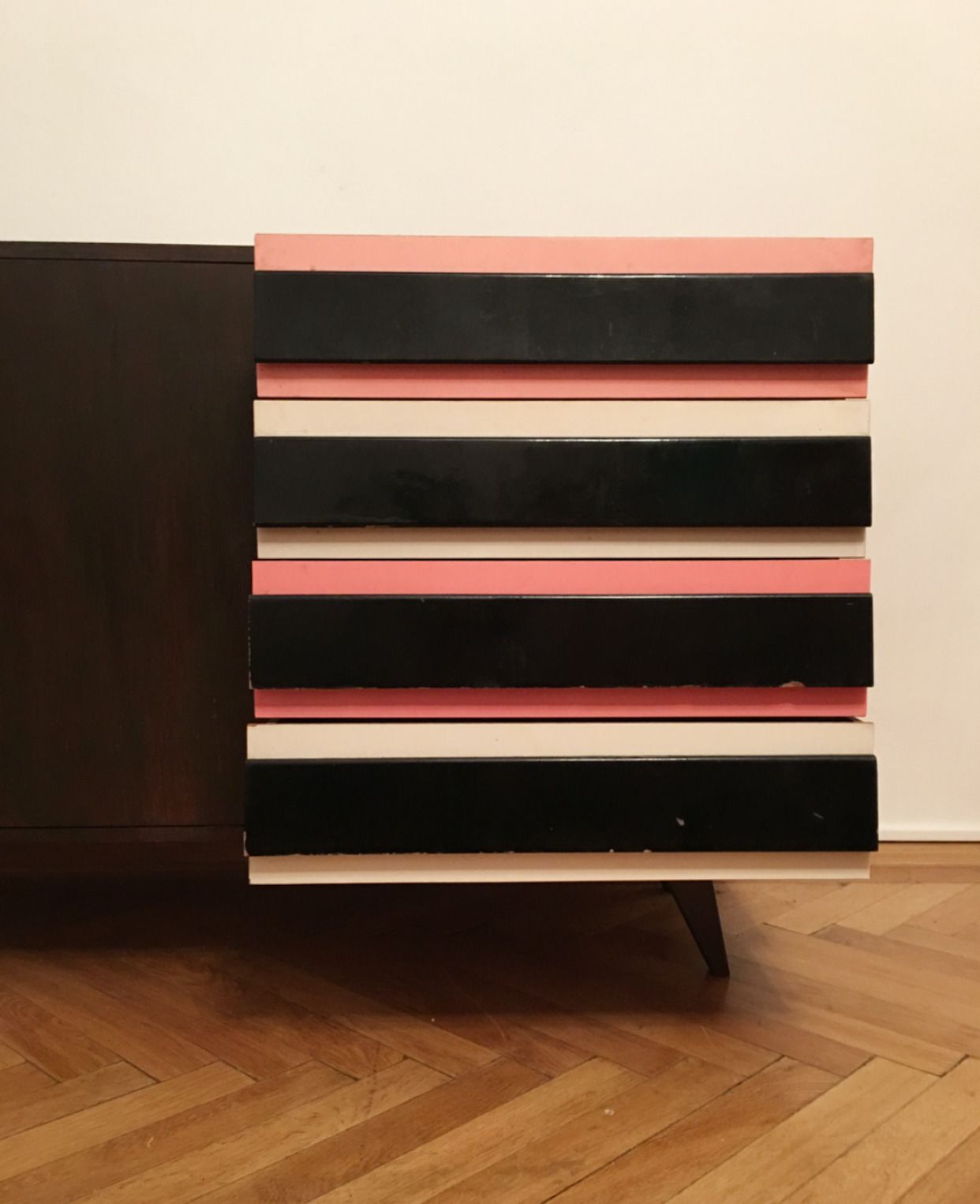 Dresser Jiri Jiroutek For Interier Praha – U 460 Pink&Gray photo Furniture