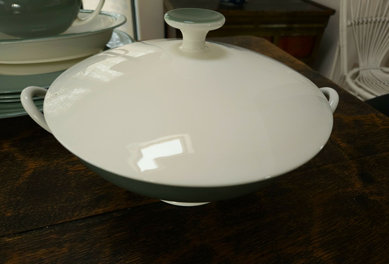 Wedgwood Asia Green Fine Bone China Tureen photo for sale