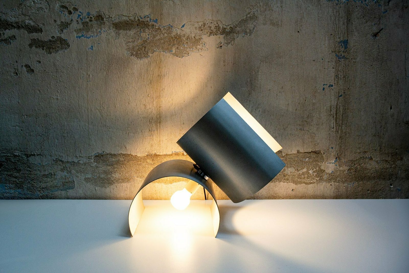 Aluminium Tafellampen Van Giuliano Cesari Voor Nucleo Sormani, Jaren 1960 photo Verlichting