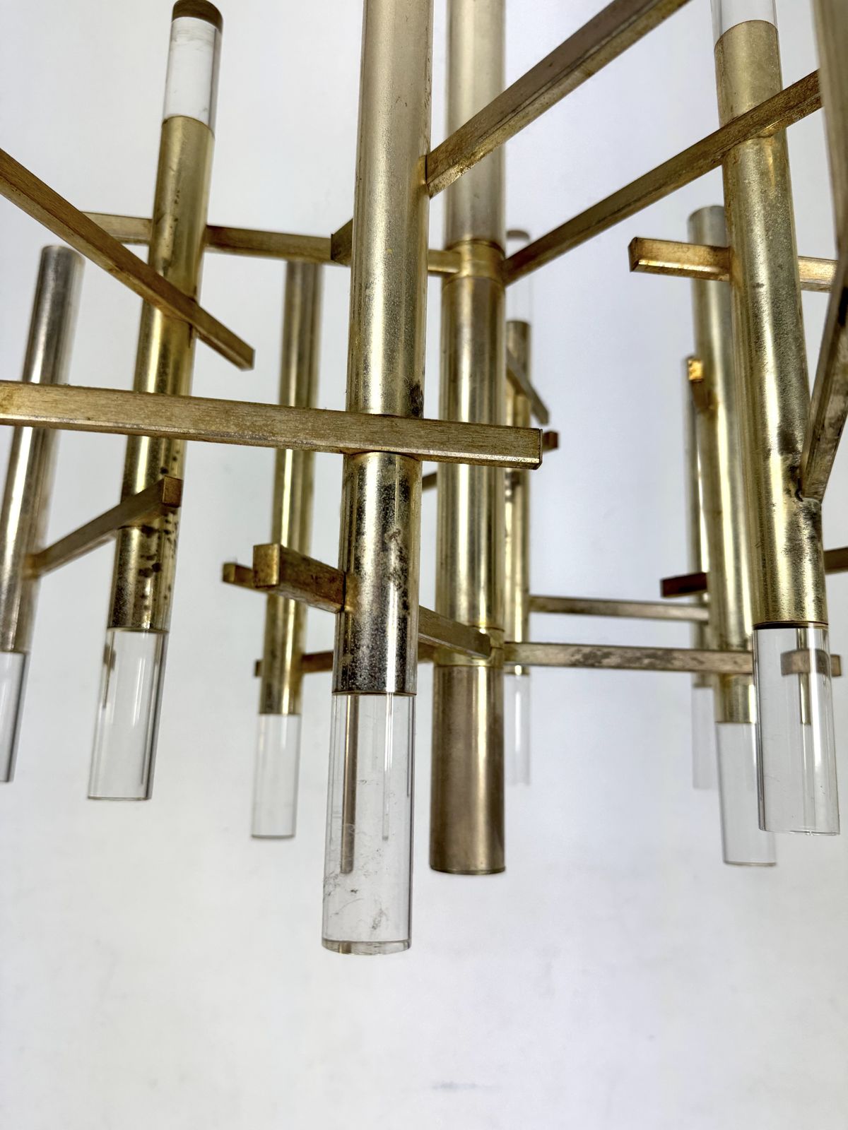 Sciolari 9 Lights Slight Gilded Chrome And Perspex Chandelier Model Ice, Italy 60s photo 2080.0