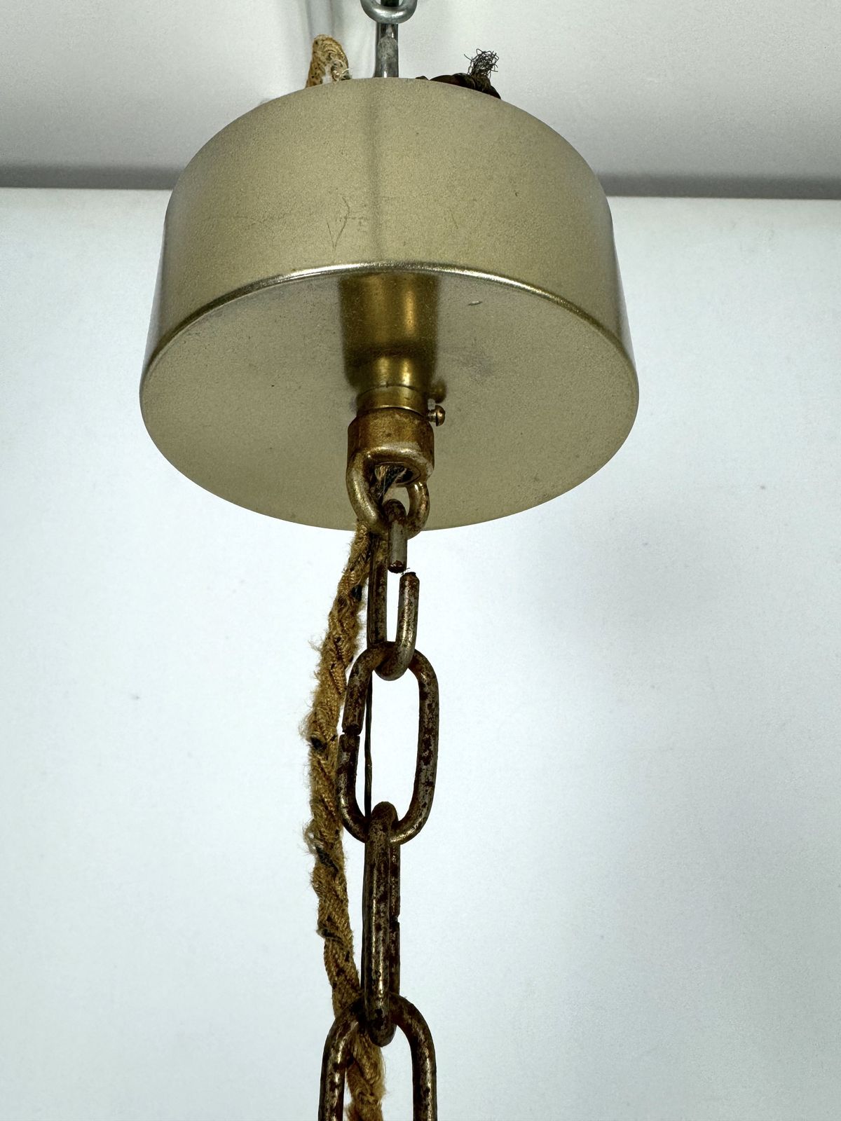photo furniture Sciolari 9 Lights Slight Gilded Chrome And Perspex Chandelier Model Ice, Italy 60s