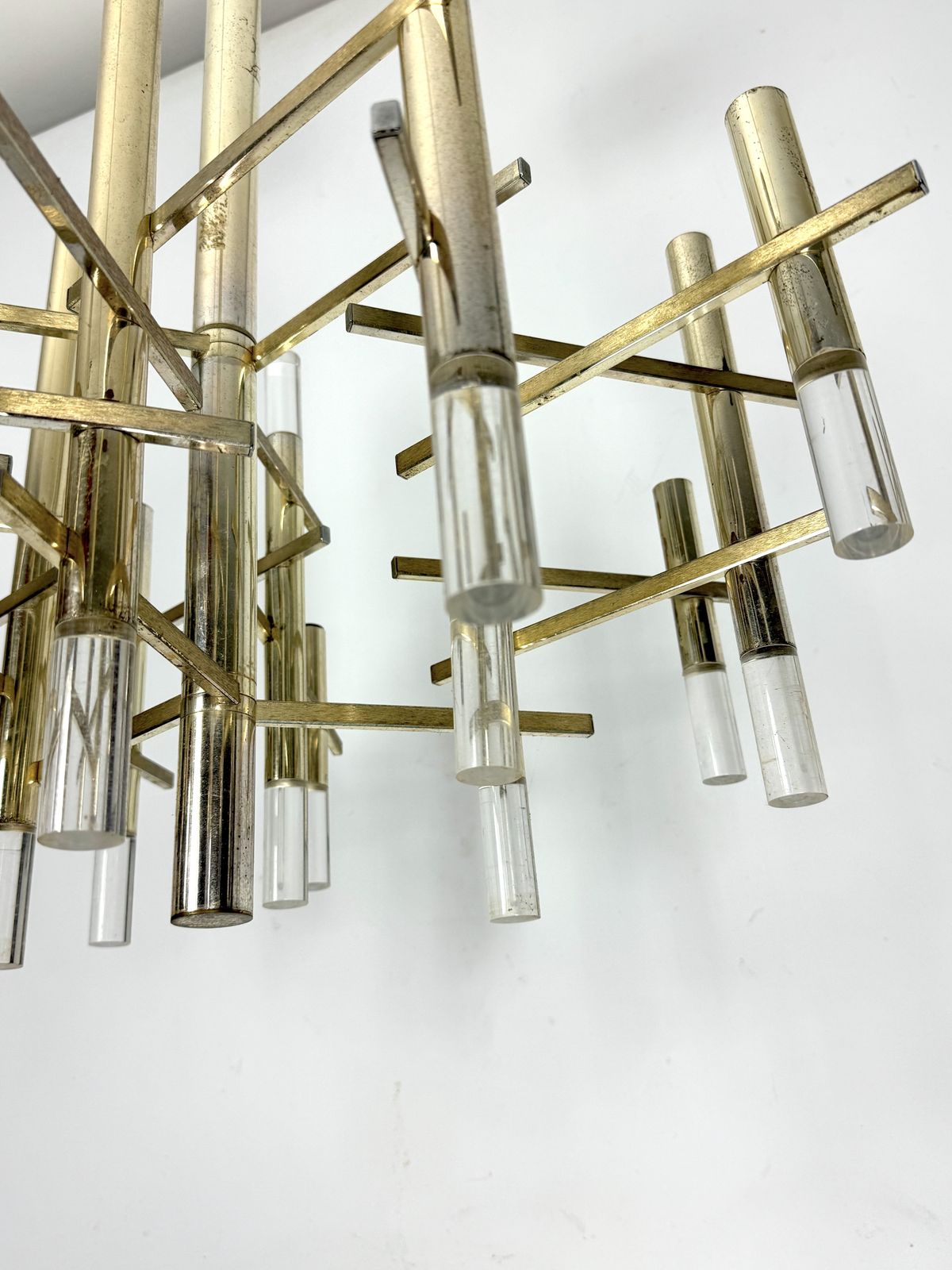 Lighting Sciolari 15 Lights Slight Gilded Chrome And Perspex Chandelier Model Ice, Italy 60s photo