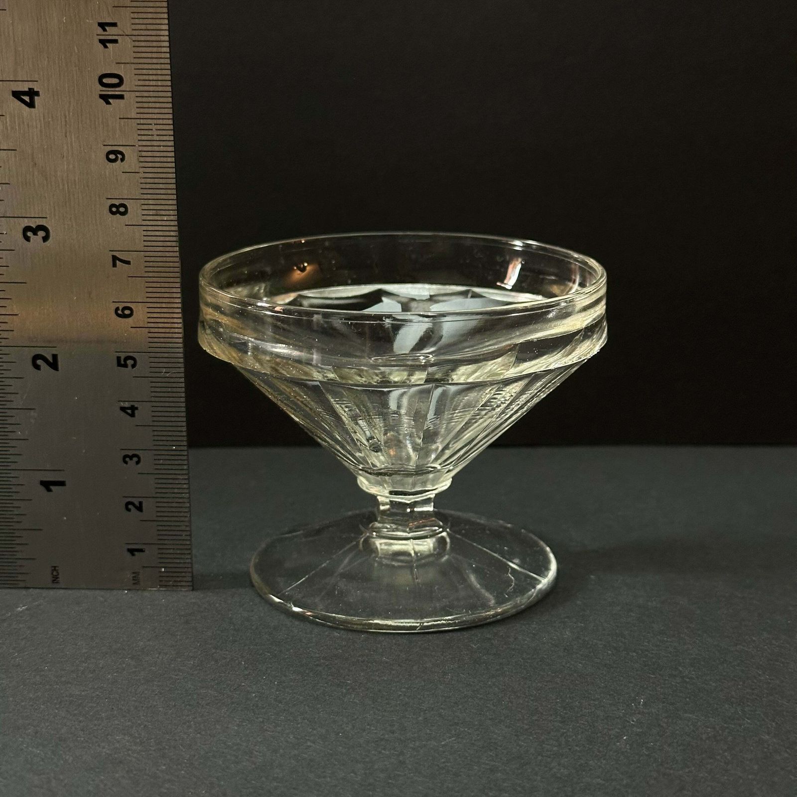 French Sorbet Glasses/Dishes   French Vintage Glass   Set Of 4+2 photo for sale