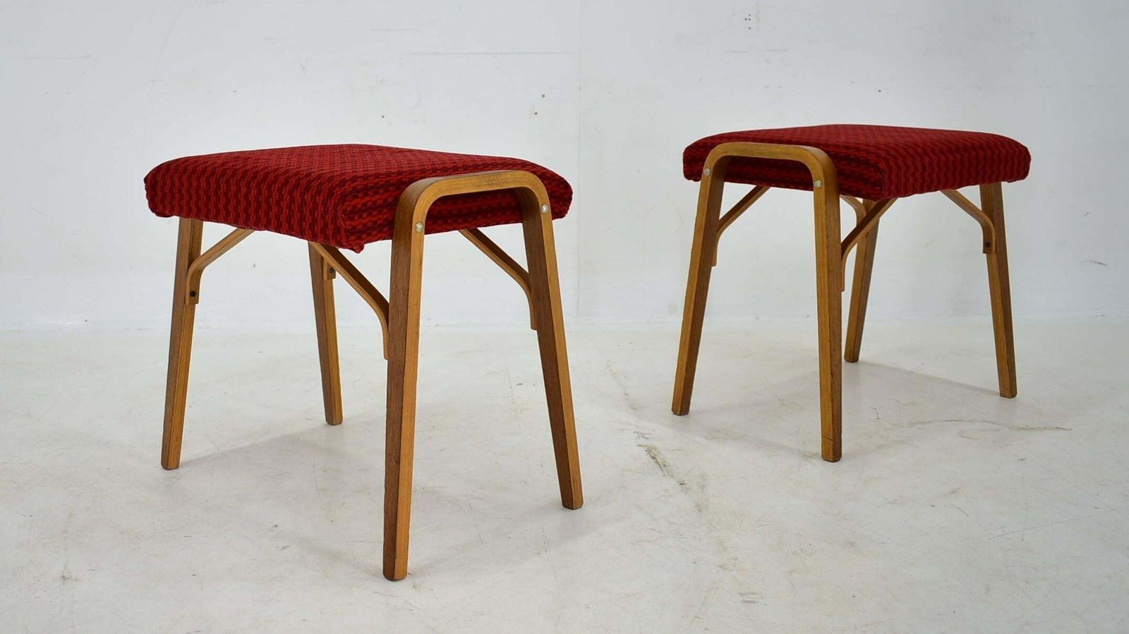 1960s Ludvik Volak Beech Stools By Drevopodnik Holesov, Czechoslovakia photo 616.0