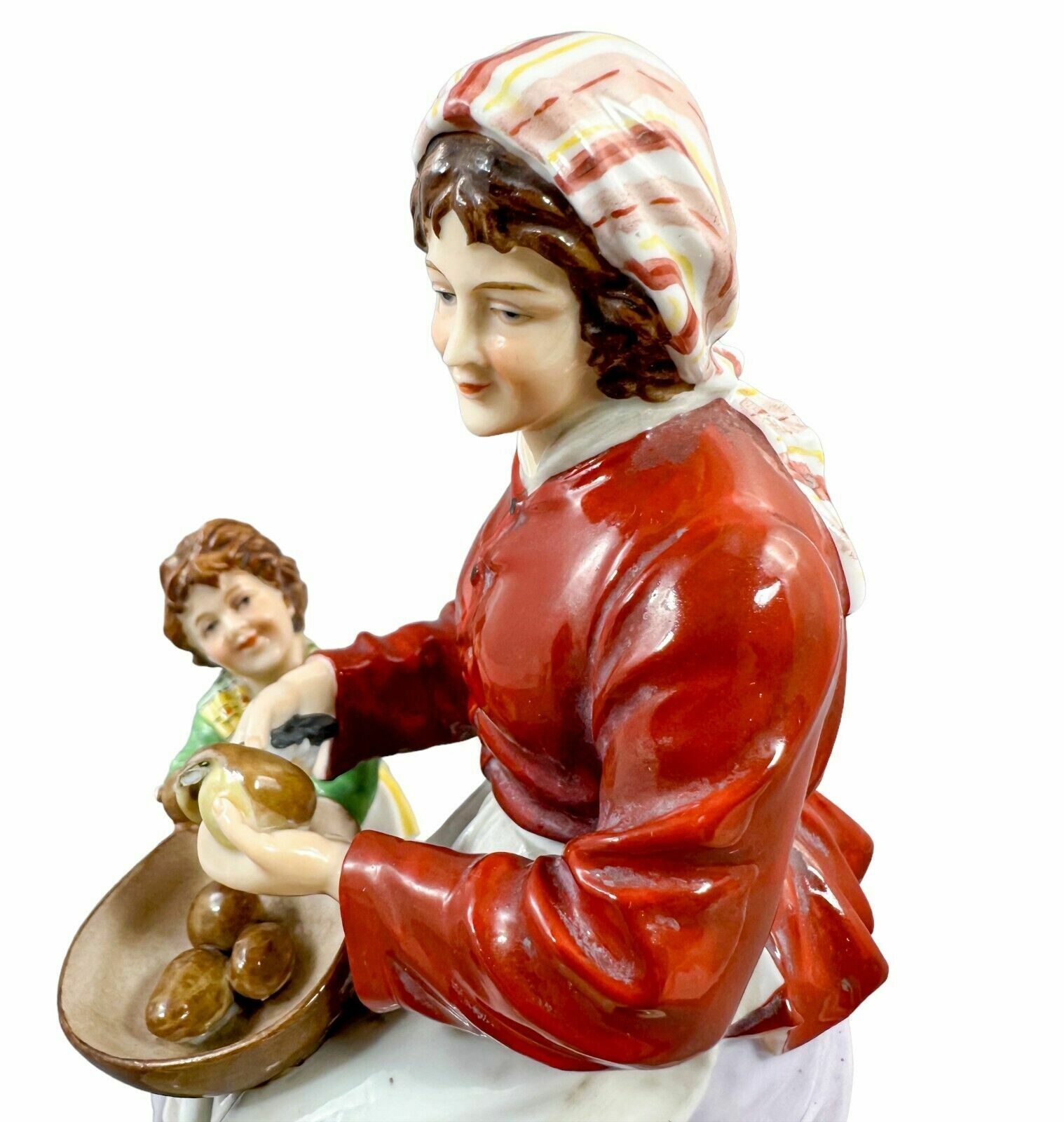 photo vinterior Antique German 1890's Thuringian Porcelain Figurine Of Woman Peeling Potatoes