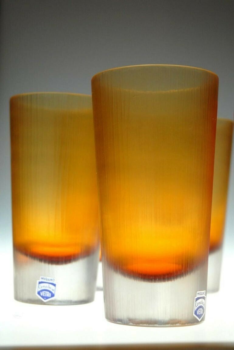 photo vintage Cenedese, 8 Tumblers Red Or Amber, Incisi Velati Heavy Sommerso Murano Glass