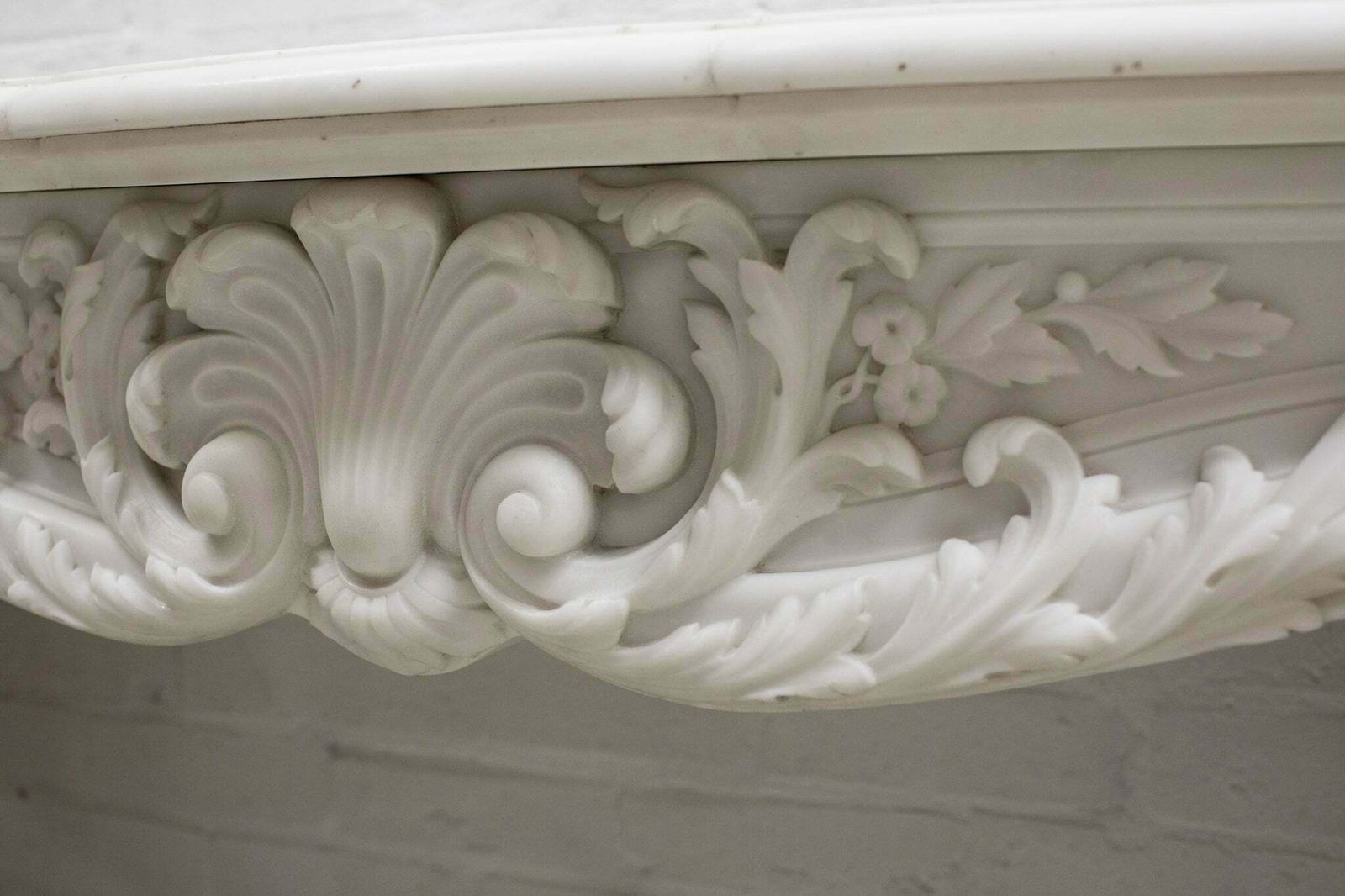 Antique Louis XV Rococo Style 19th Century Marble Fireplace photo vinterior