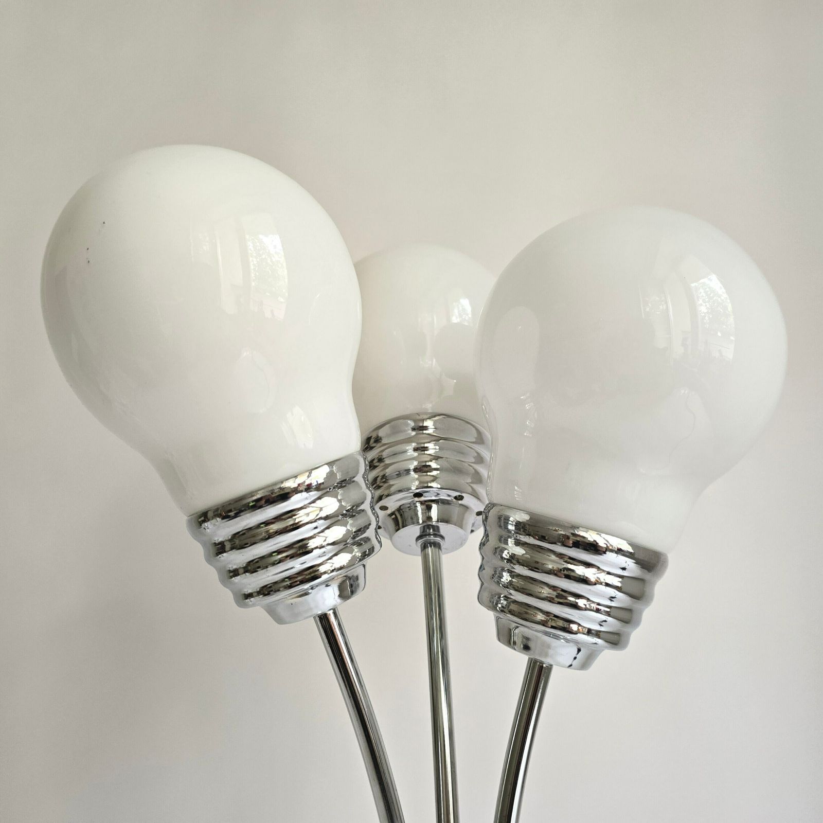 photo furniture Vintage Pop Art Triple Bulbs Table Lamp Lovely Accent Lamp In Original Box