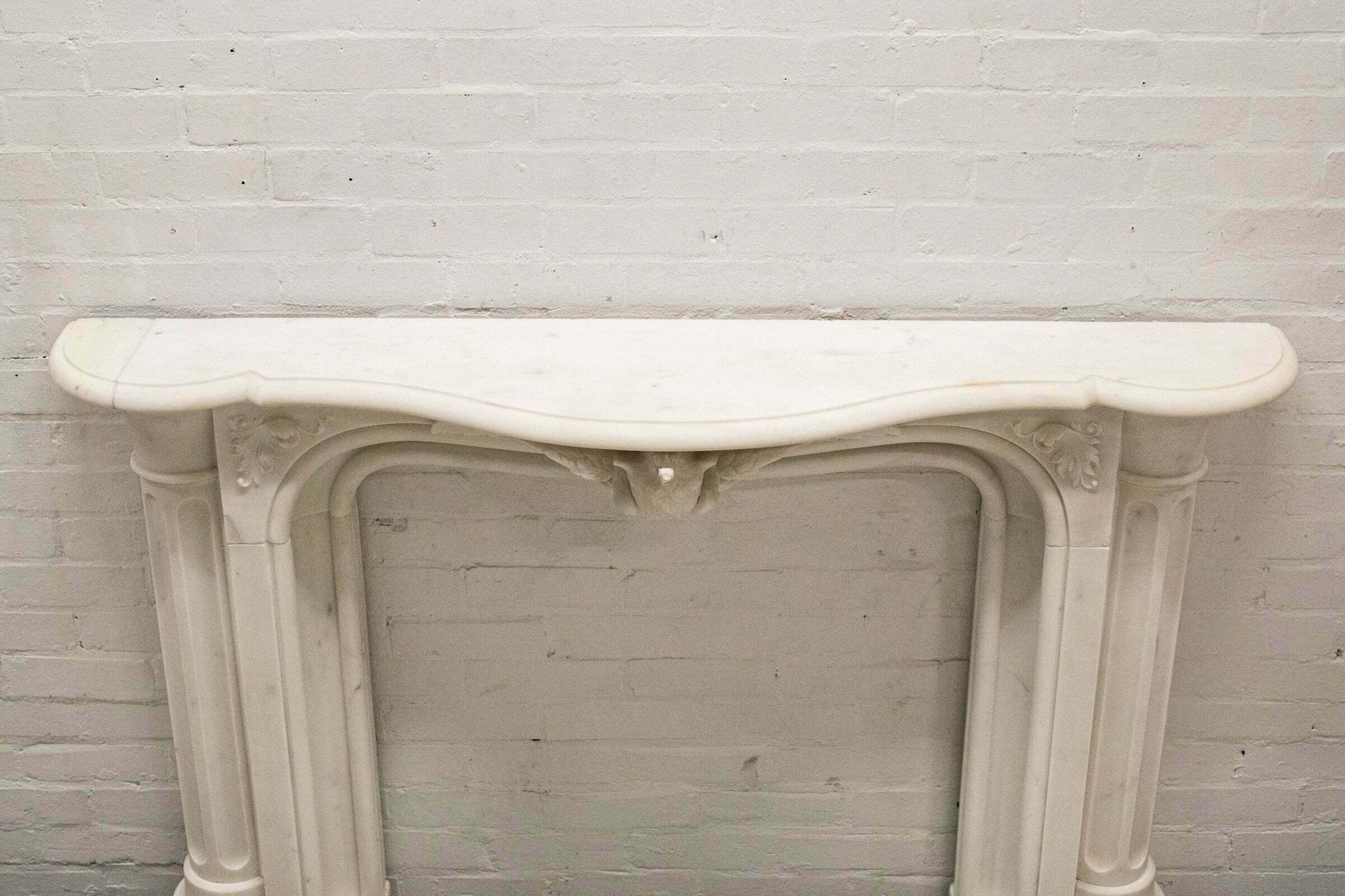 12000.0 Antique Victorian Statuary Marble Surround With Carved Eagle photo