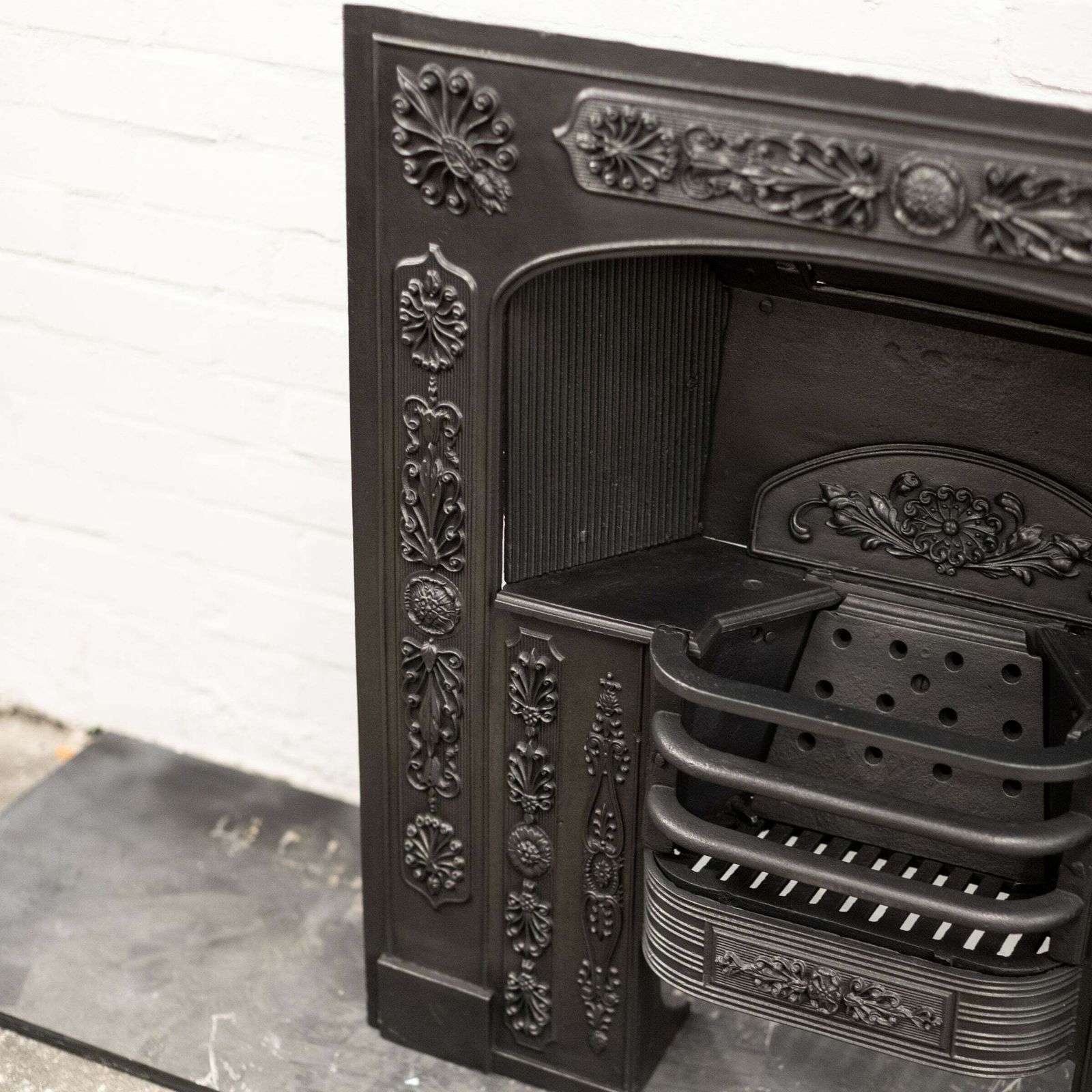 Antique Georgian Cast Iron Hob Grate photo 2200.0