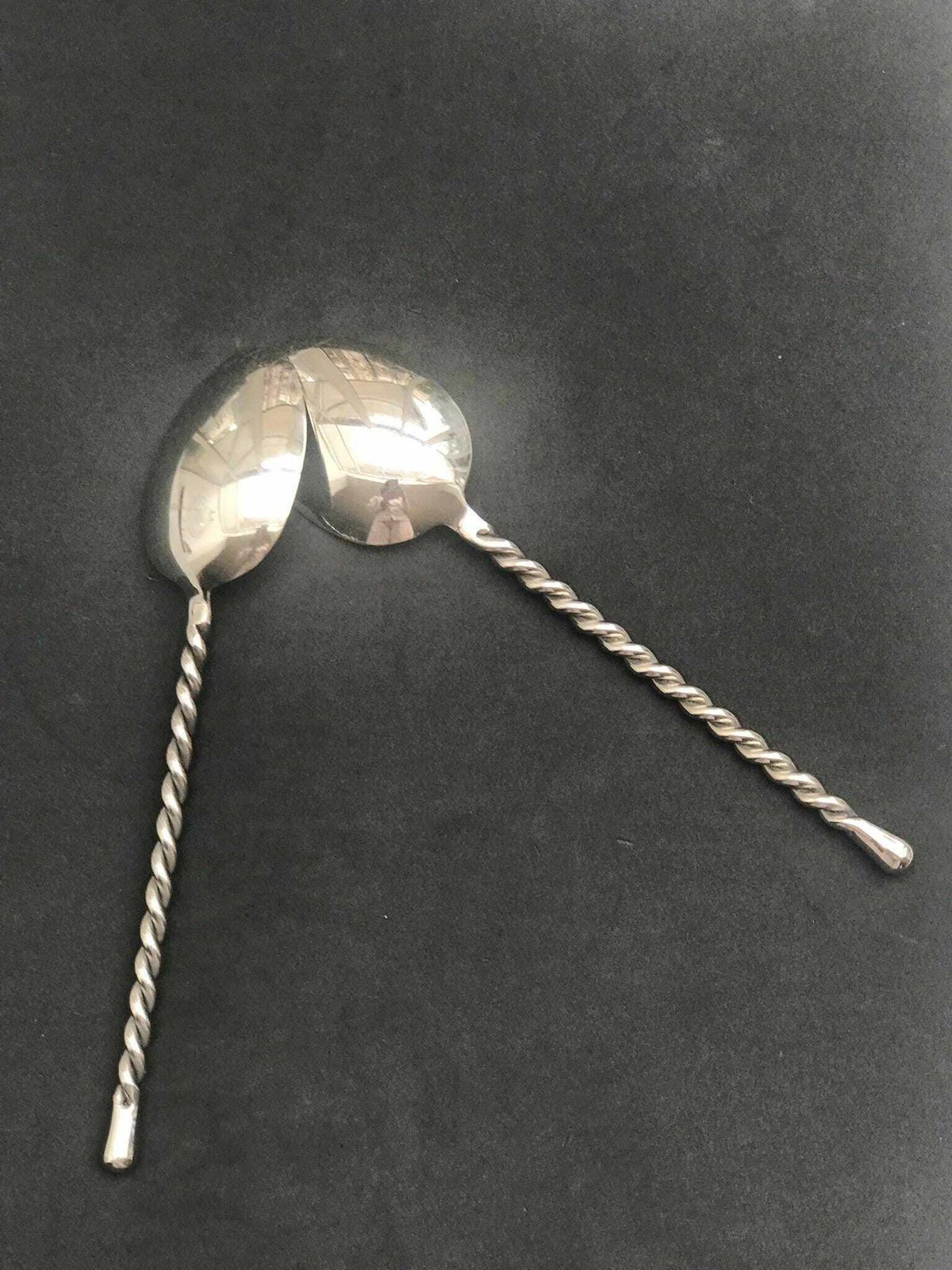 Set van 2 opscheplepels – gedraaid bestek met spiraalvormige handgrepen, Italiaans, Brutalist, Middeleeuws aandoende stijl, handgemaakt, cadeau voor twee photo Woonaccessoires