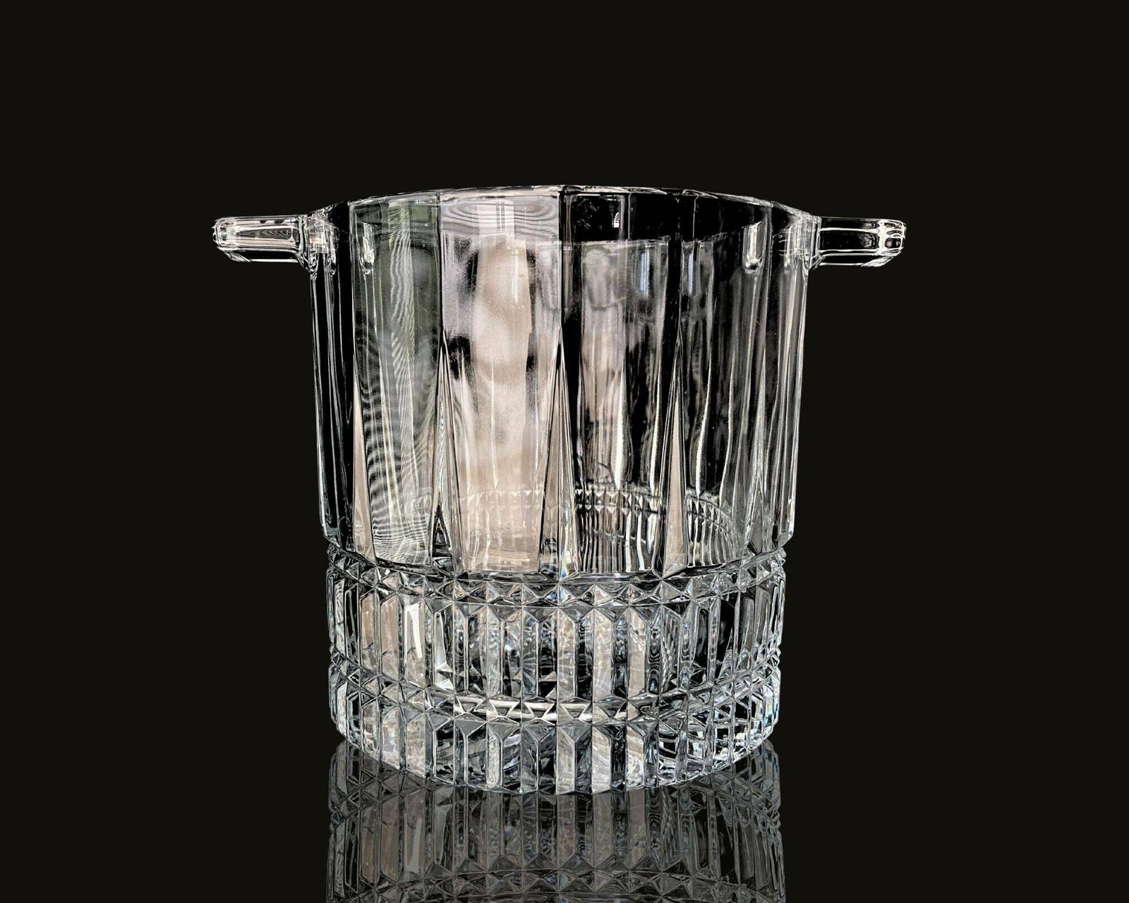 Crystal Champagne Bucket | 1pcs | French Ice Bucket | Tommy Saint Louis Style photo for sale