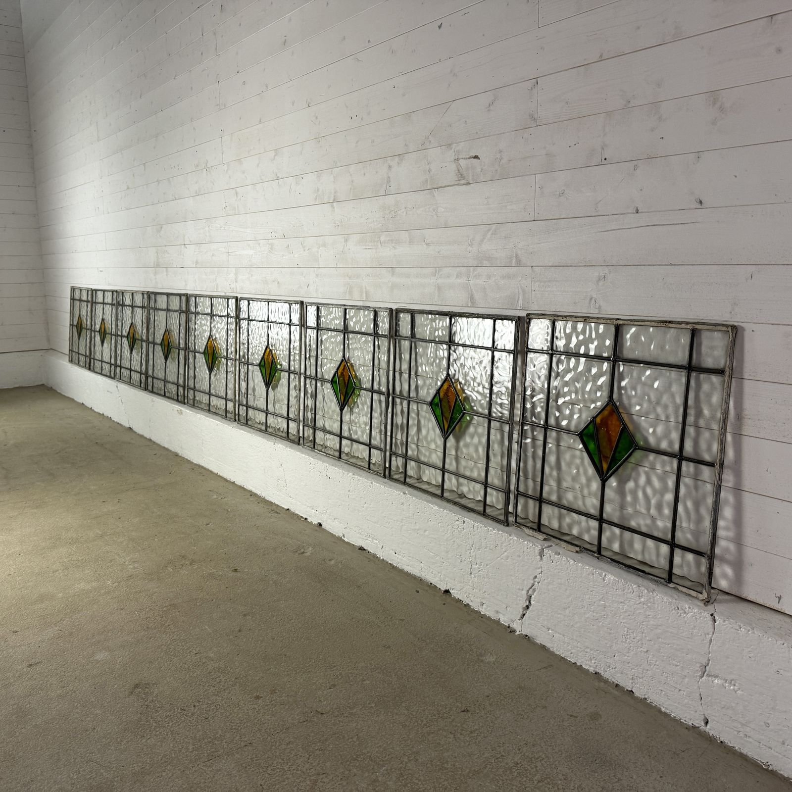 Set Of 9 Reclaimed 1930s Deco Windows Leaded Lights With Coloured Glass photo vinterior