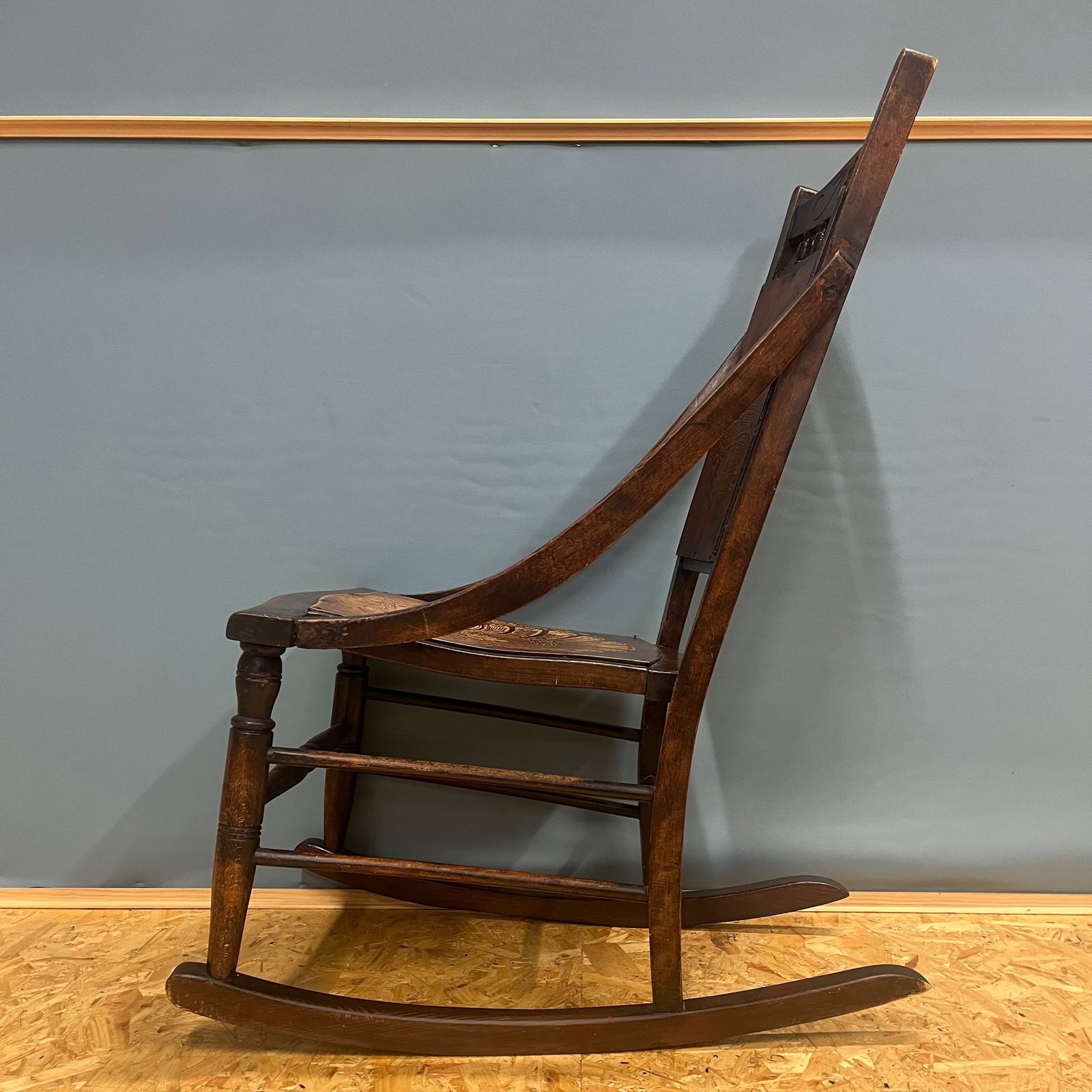 Furniture Antique Hand Carved Rocking Chair photo