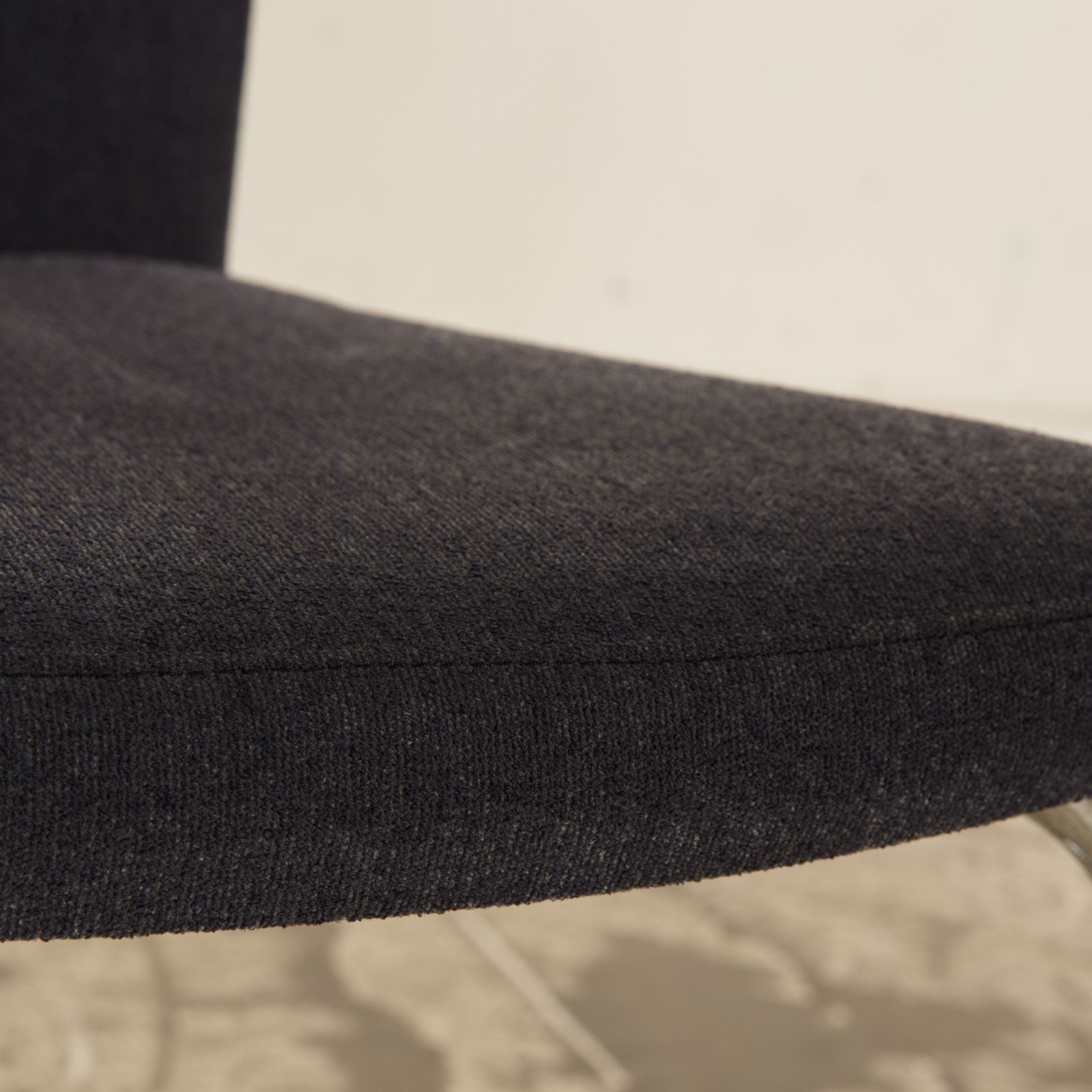 Set Van 8 Tecta B20 Stoffen Cantilever Stoelen Donkergrijs Donkerblauw photo for sale