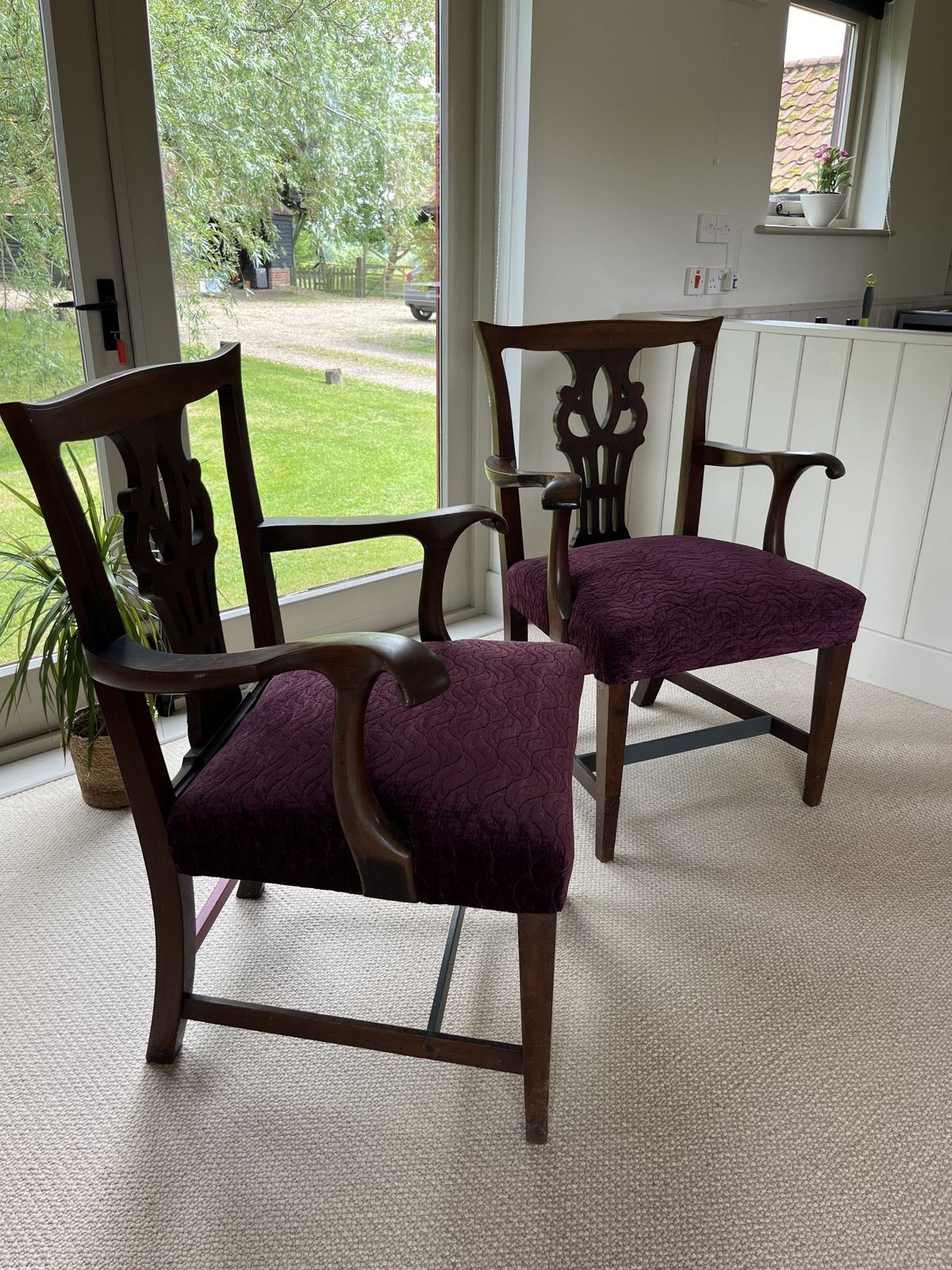 photo furniture A Pair Of Xl 19h Century Mahogany Sprung Elbow Chairs