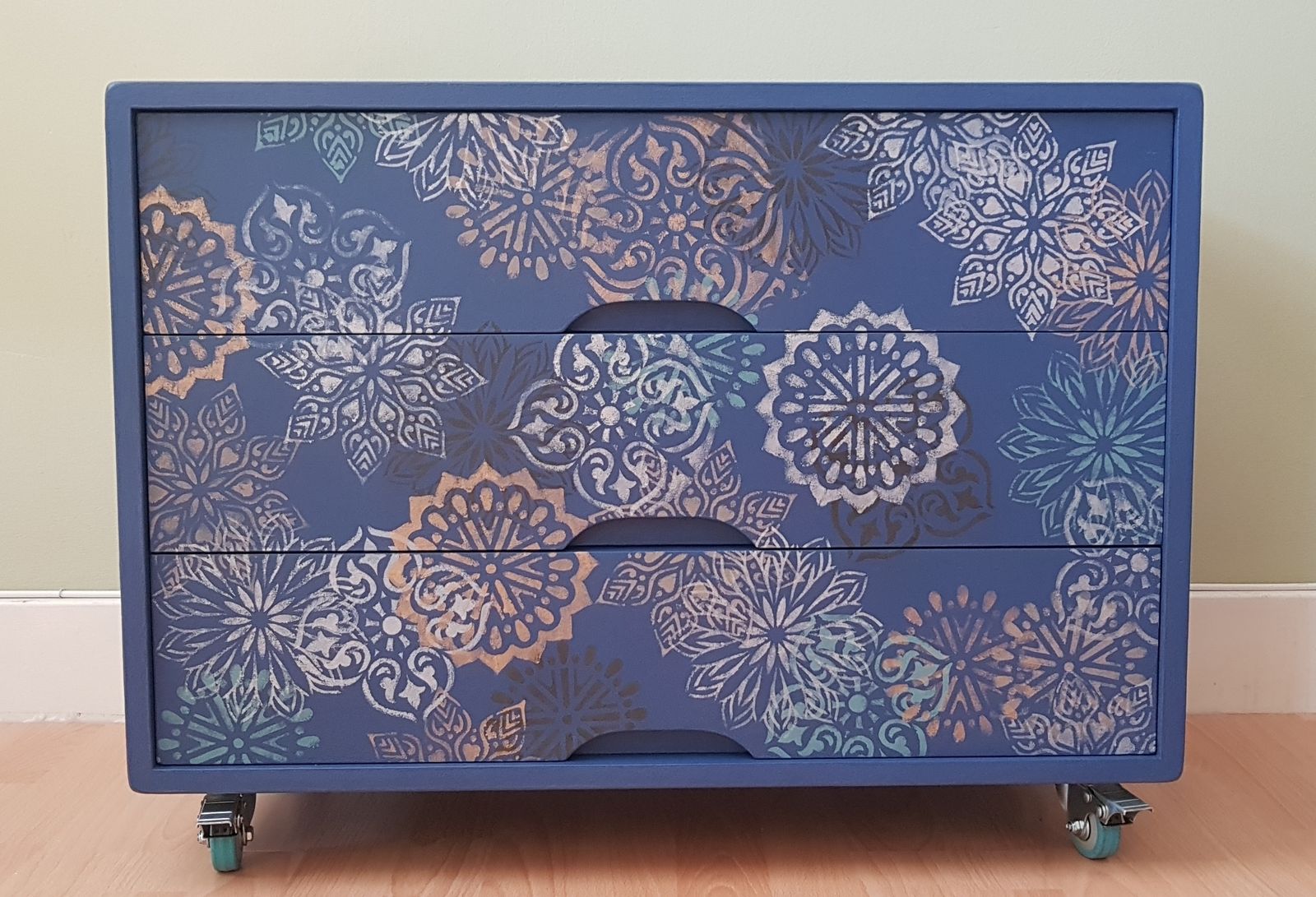 Chest Of Drawer With Roll On Wheels (Lockable) photo furniture