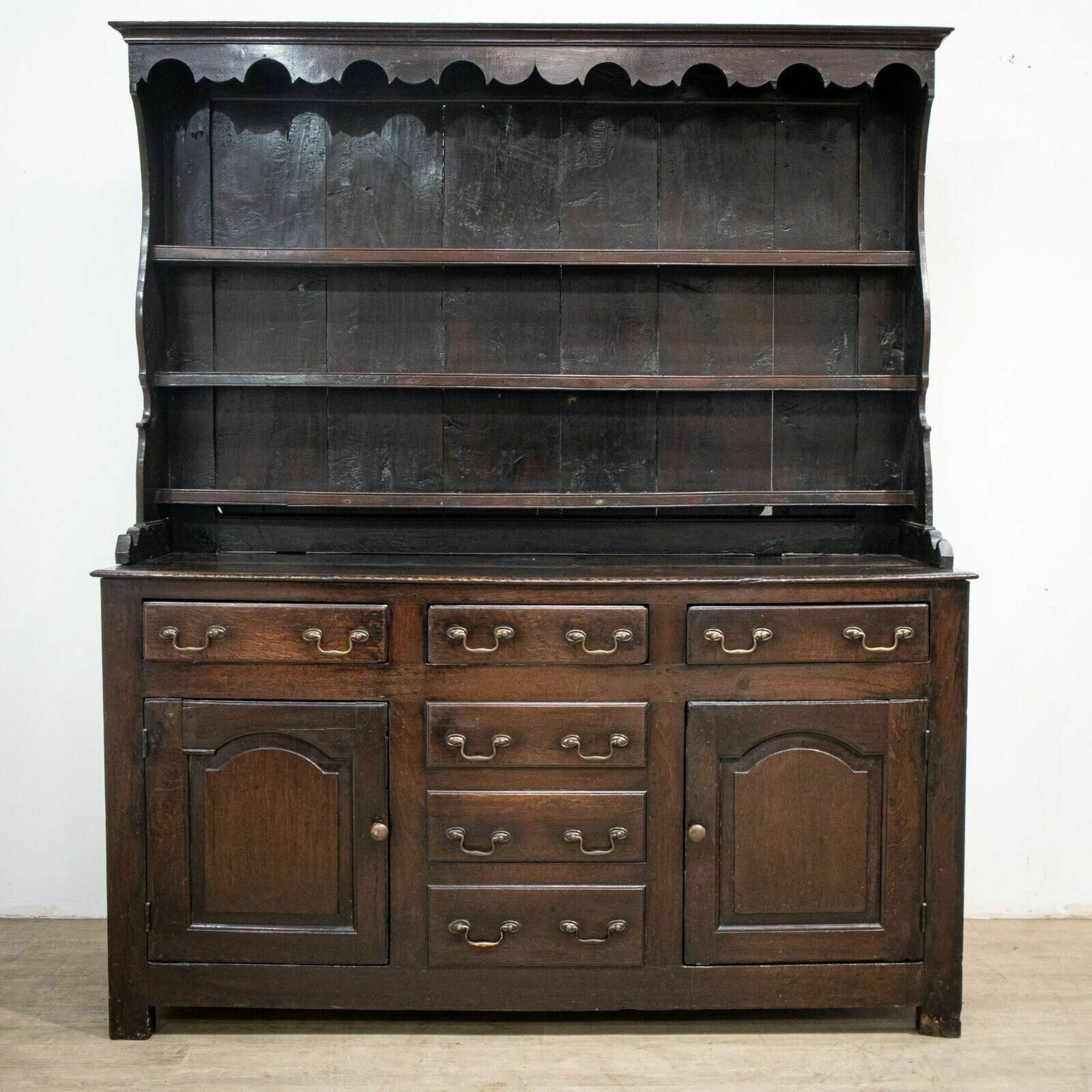 18th Century Oak Dresser With Plate Rack