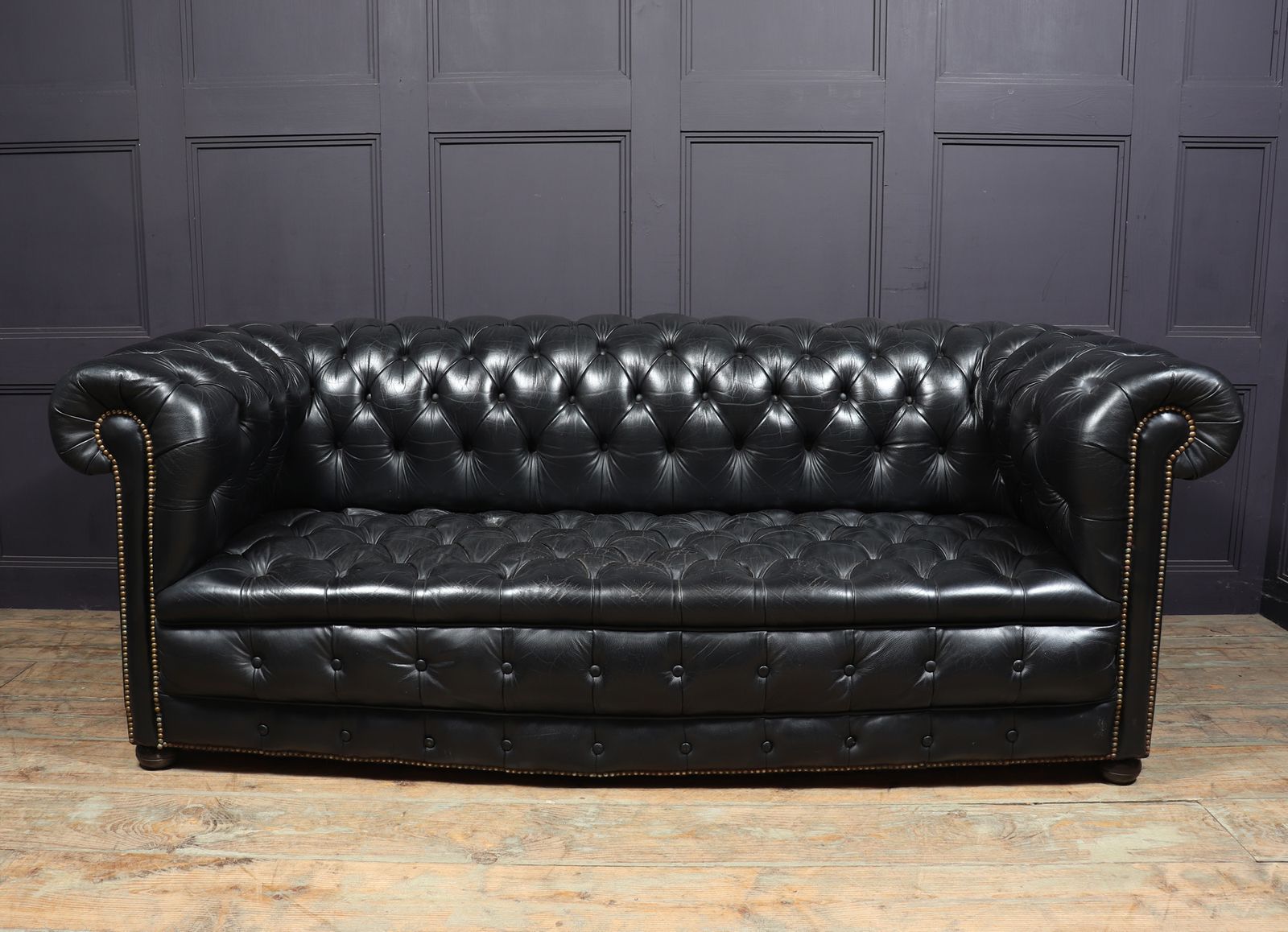 Black Leather Buttoned Seat Chesterfield Sofa photo 1800.0