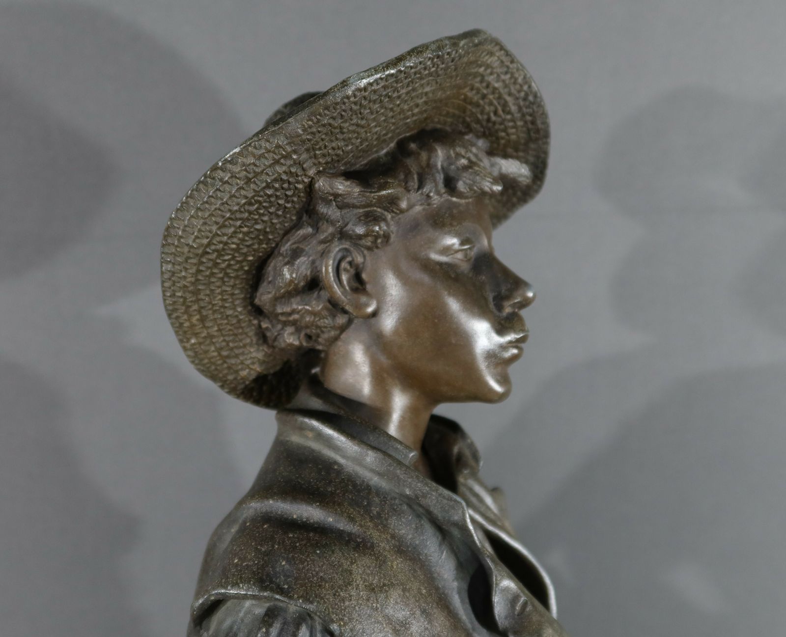 photo furniture Pair Of Spelter Sculptures, Signed H.Weiss – Late 19th Century