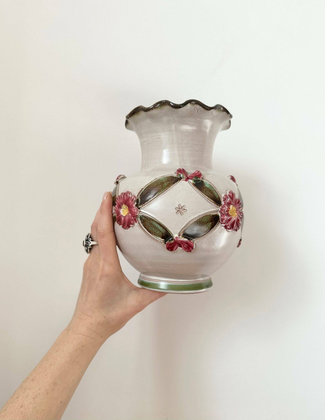 Nuovo Rinascimento Italy Handmade Vase, Italian Ceramic Flower Vase, Hand Painted Vase photo furniture