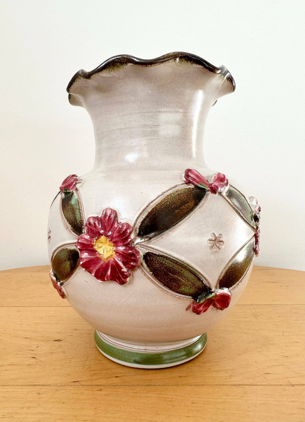 Nuovo Rinascimento Italy Handmade Vase, Italian Ceramic Flower Vase, Hand Painted Vase photo Home Decor