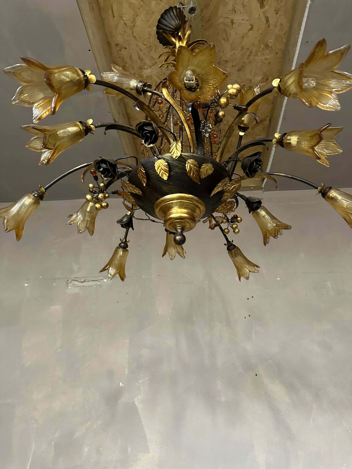 Very Rare, Italian 1979’s Murano “Pineapple” Chandelier photo furniture